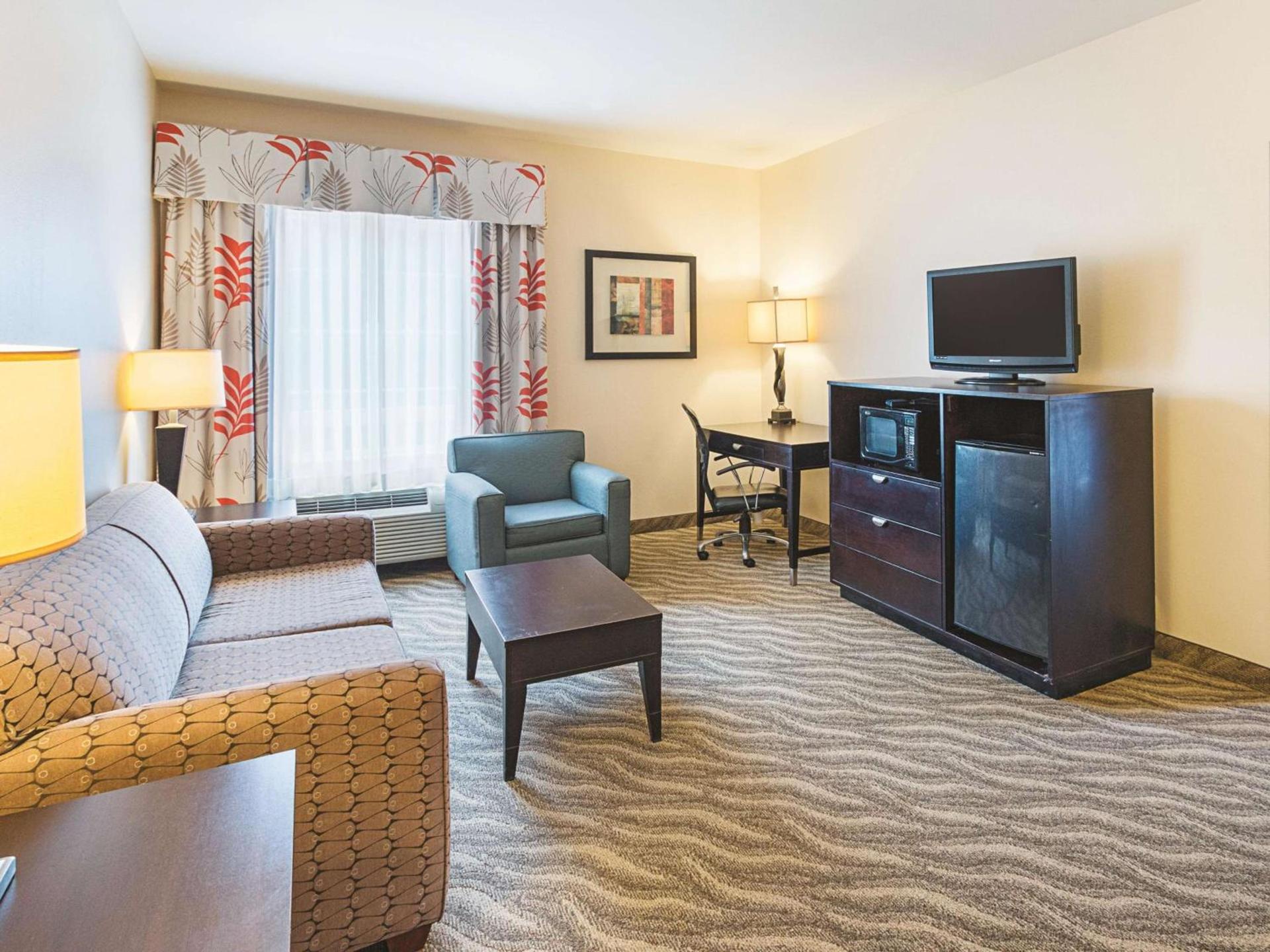 La Quinta by Wyndham Glen Rose photo 38