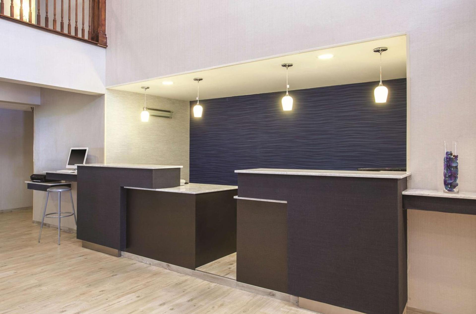 La Quinta Inn by Wyndham Richmond South photo 5