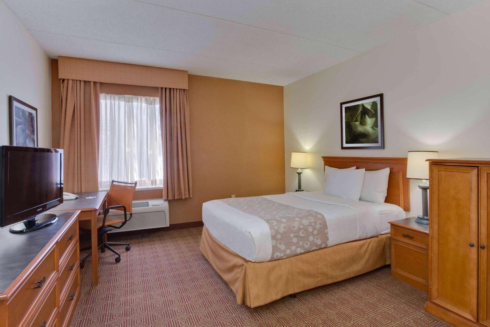 La Quinta by Wyndham Lakeland East photo 3