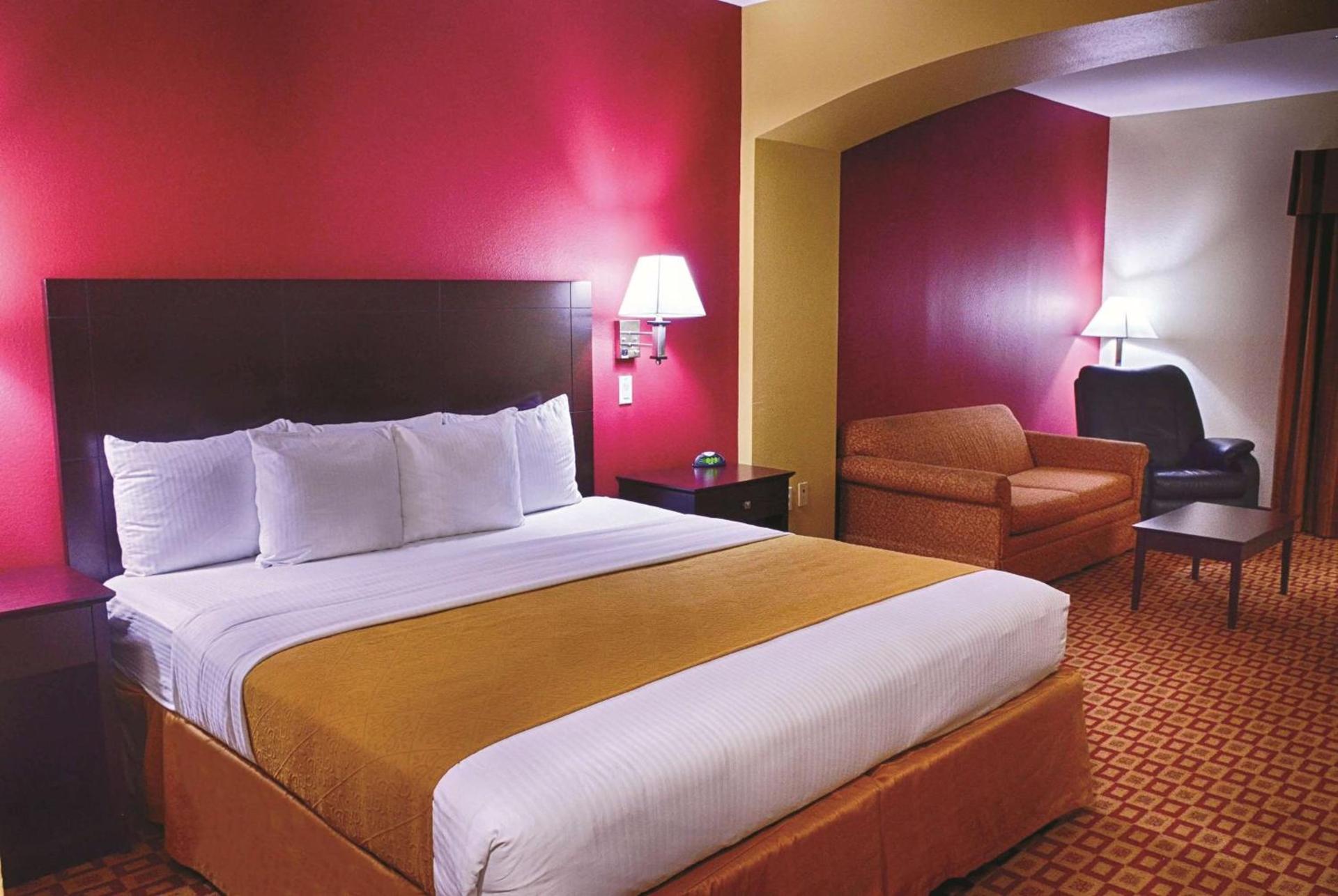 La Quinta by Wyndham Alice photo 10