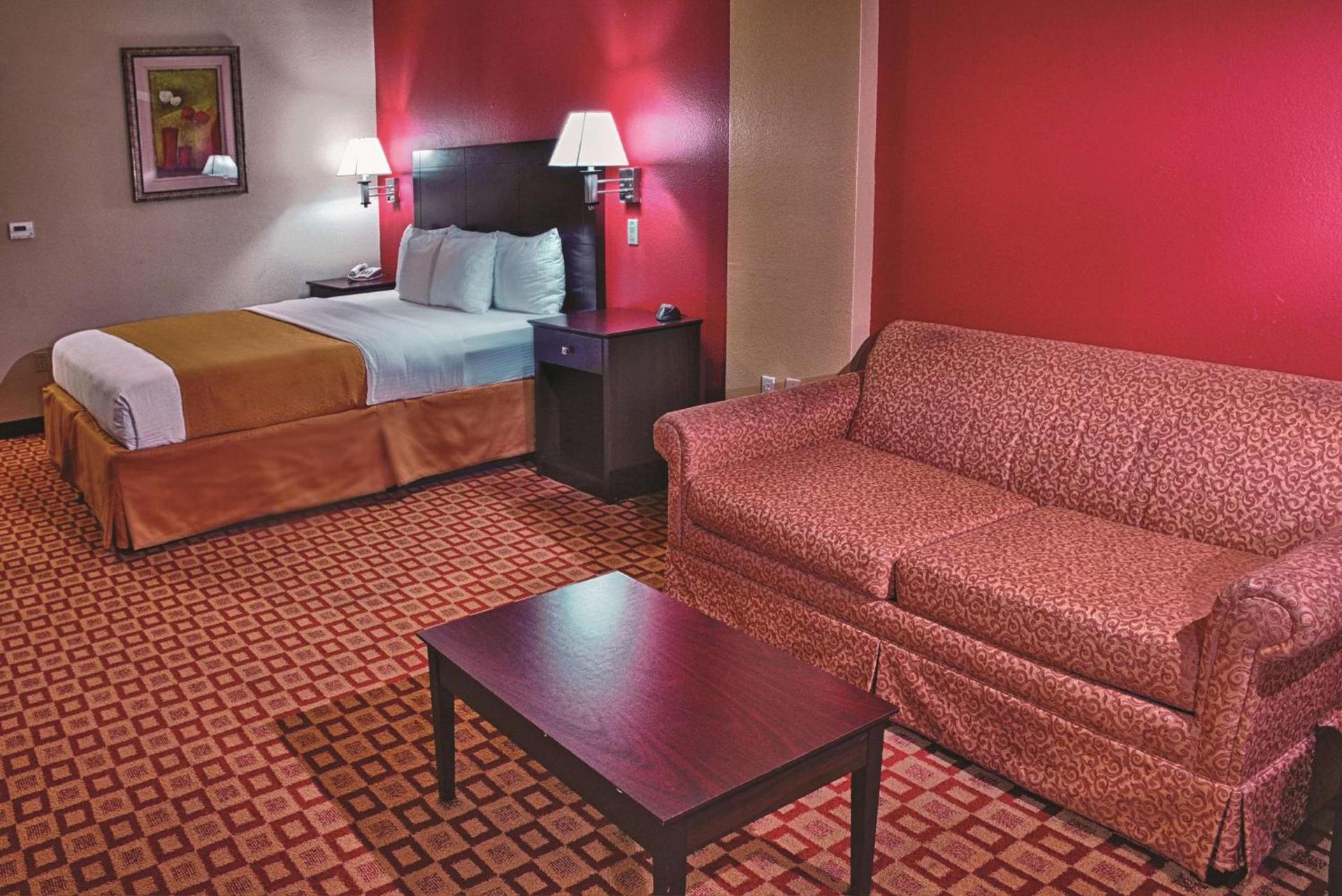 La Quinta by Wyndham Alice photo 14