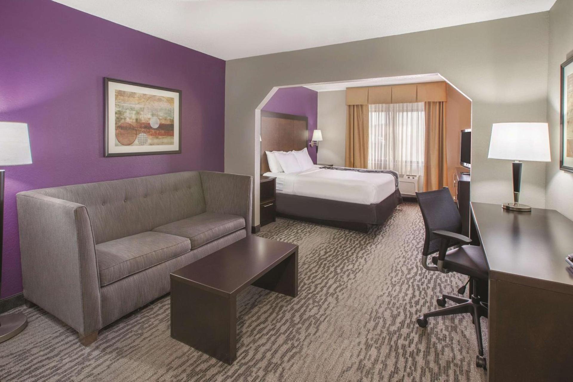 La Quinta by Wyndham Erie photo 24