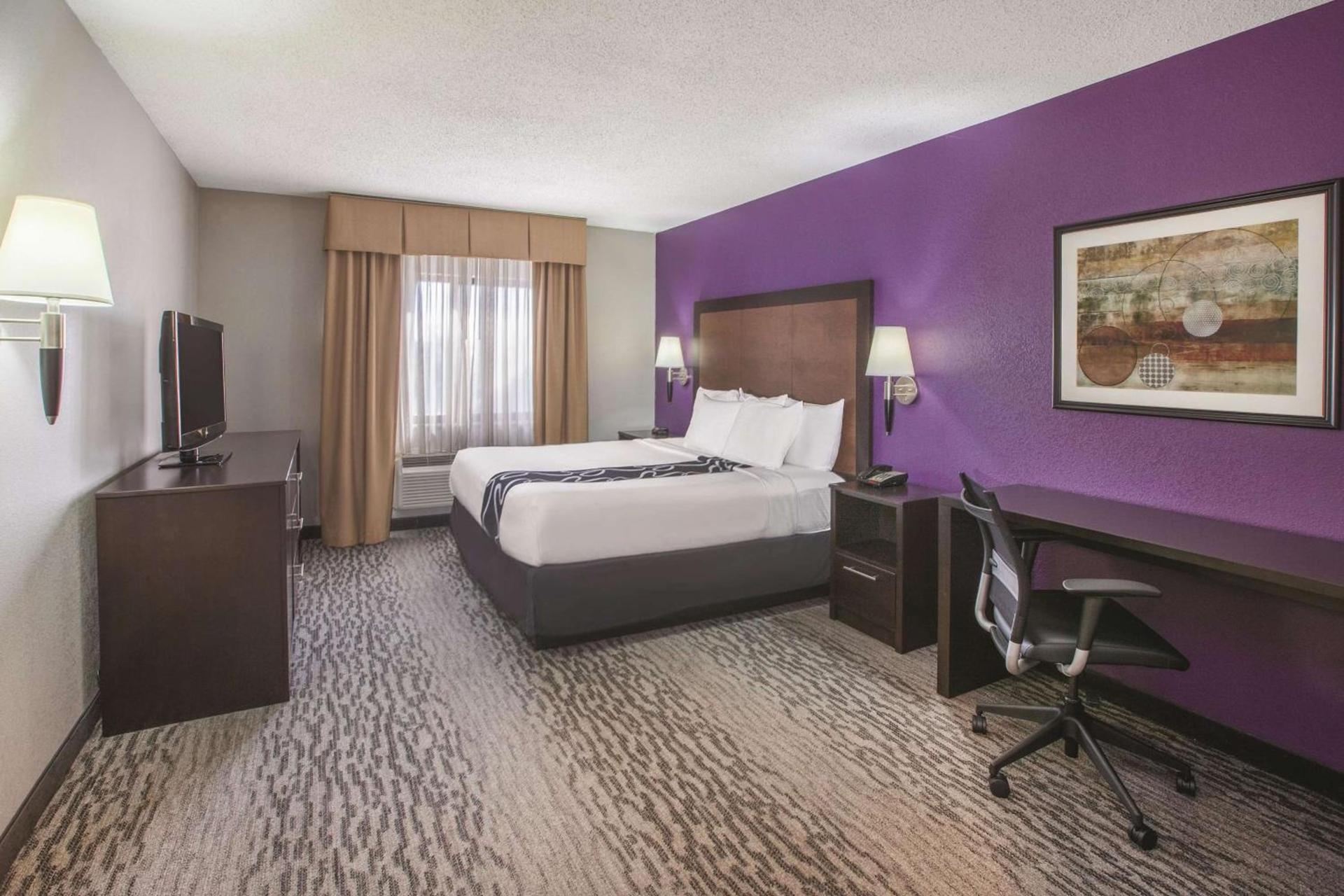 La Quinta by Wyndham Erie photo 22