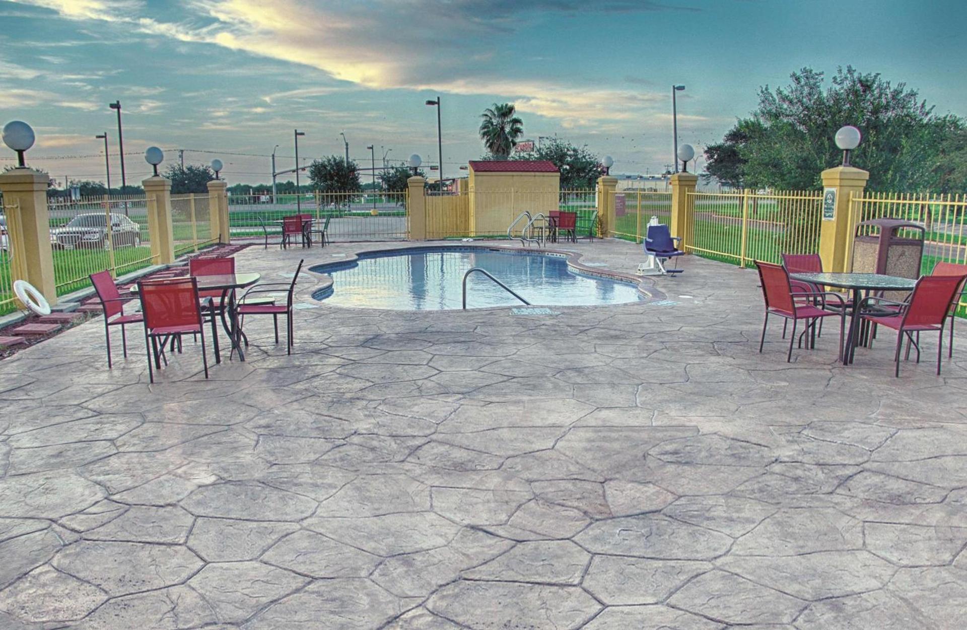 La Quinta by Wyndham Alice photo 4