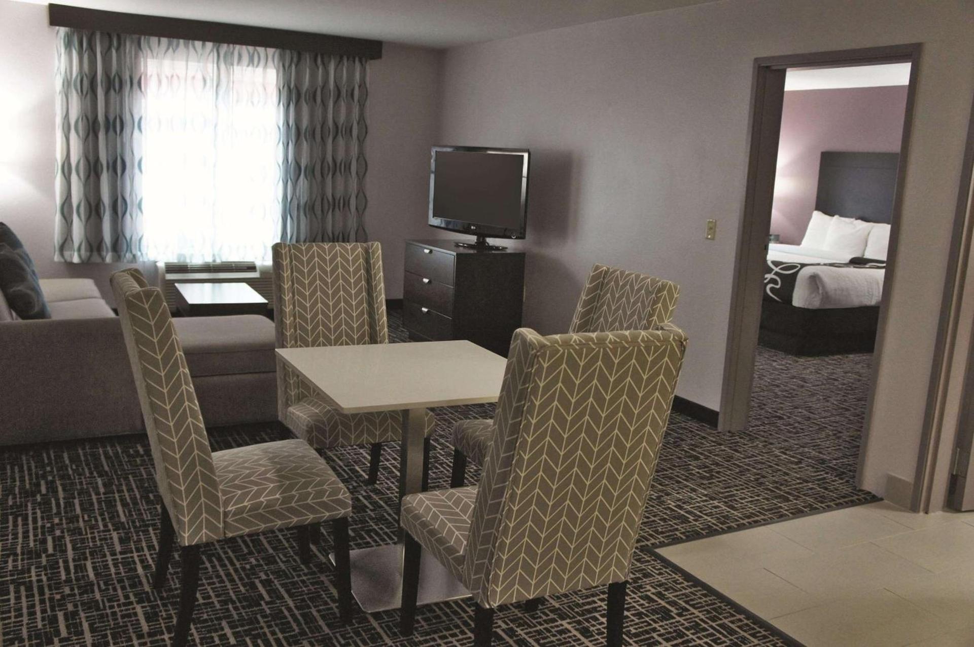 La Quinta by Wyndham Russellville photo 18