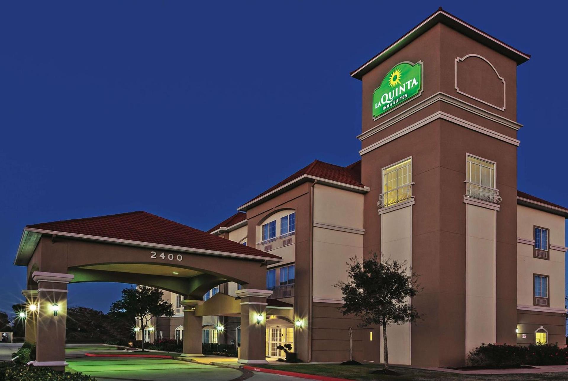 La Quinta by Wyndham Angleton — hotel in Angleton