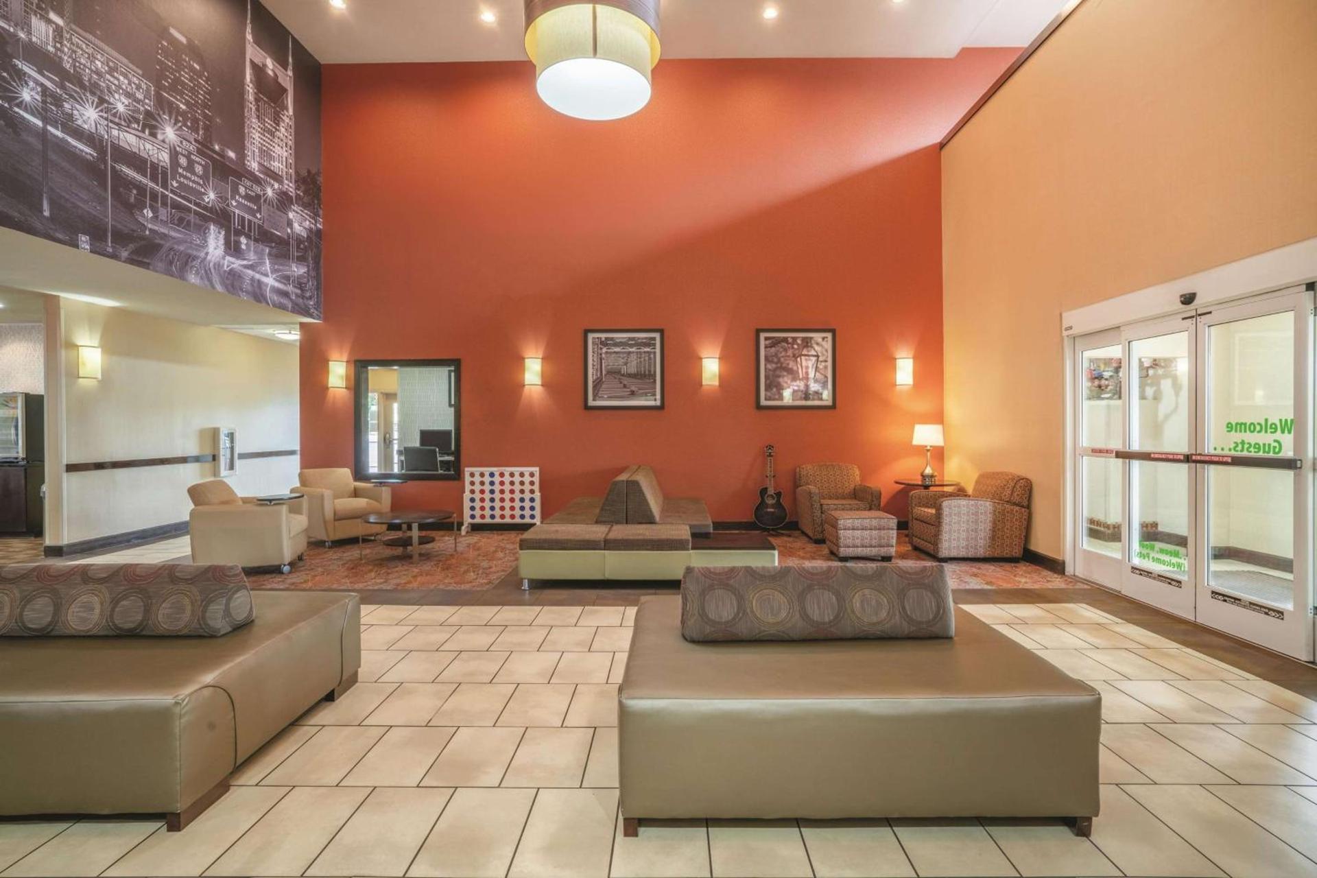 La Quinta by Wyndham Smyrna TN - Nashville photo 3