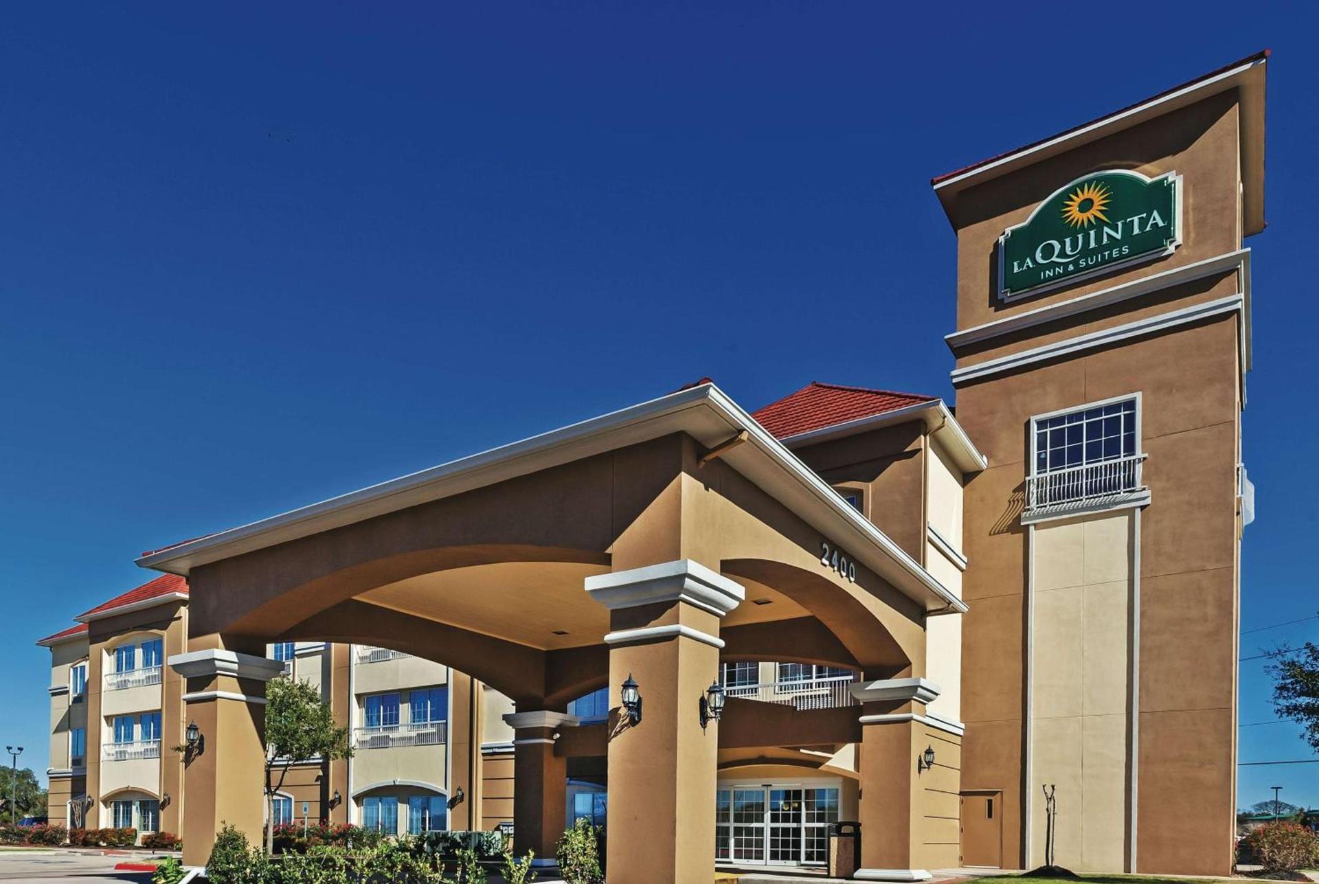 La Quinta by Wyndham Angleton photo 34