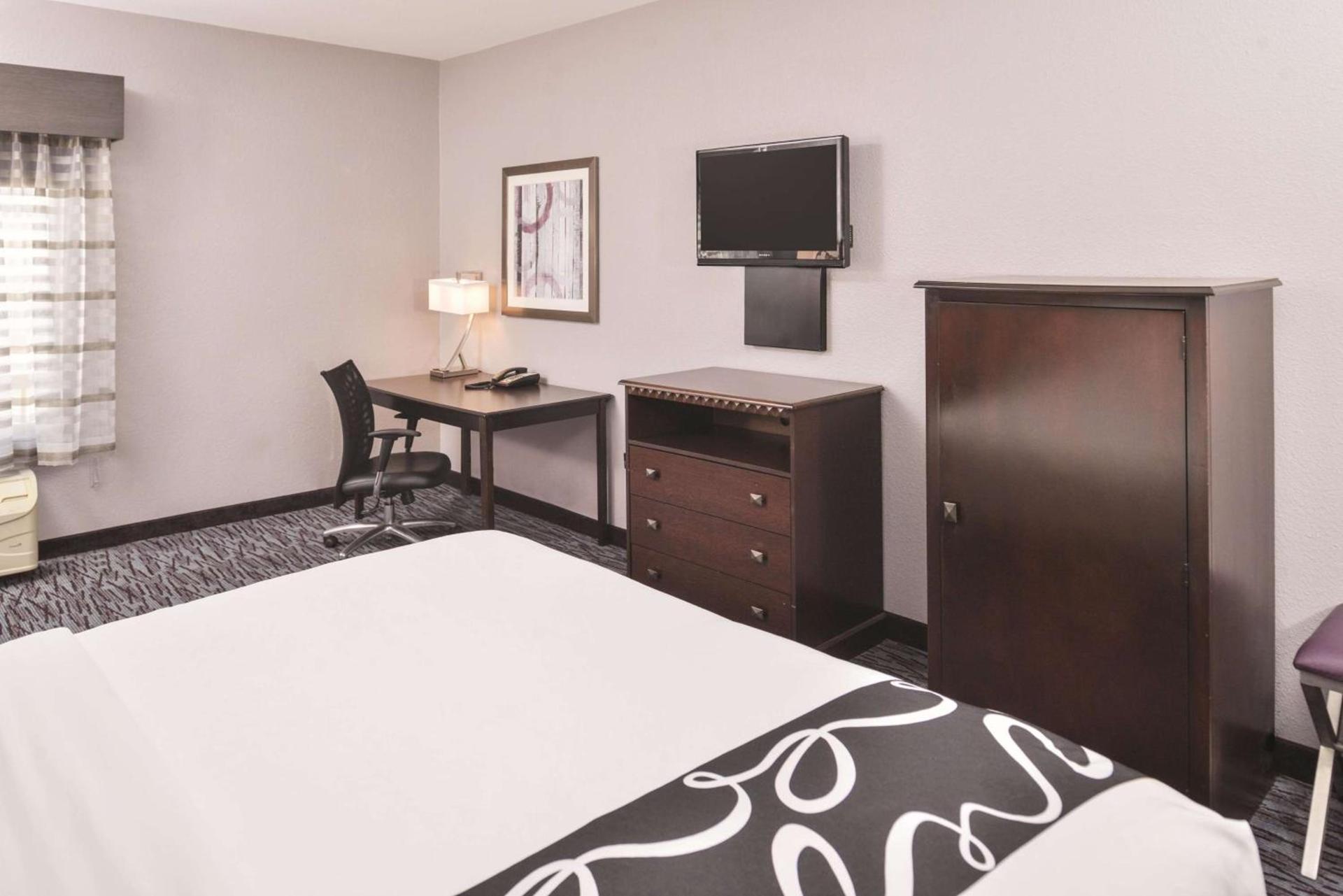 La Quinta by Wyndham Abilene Mall photo 16