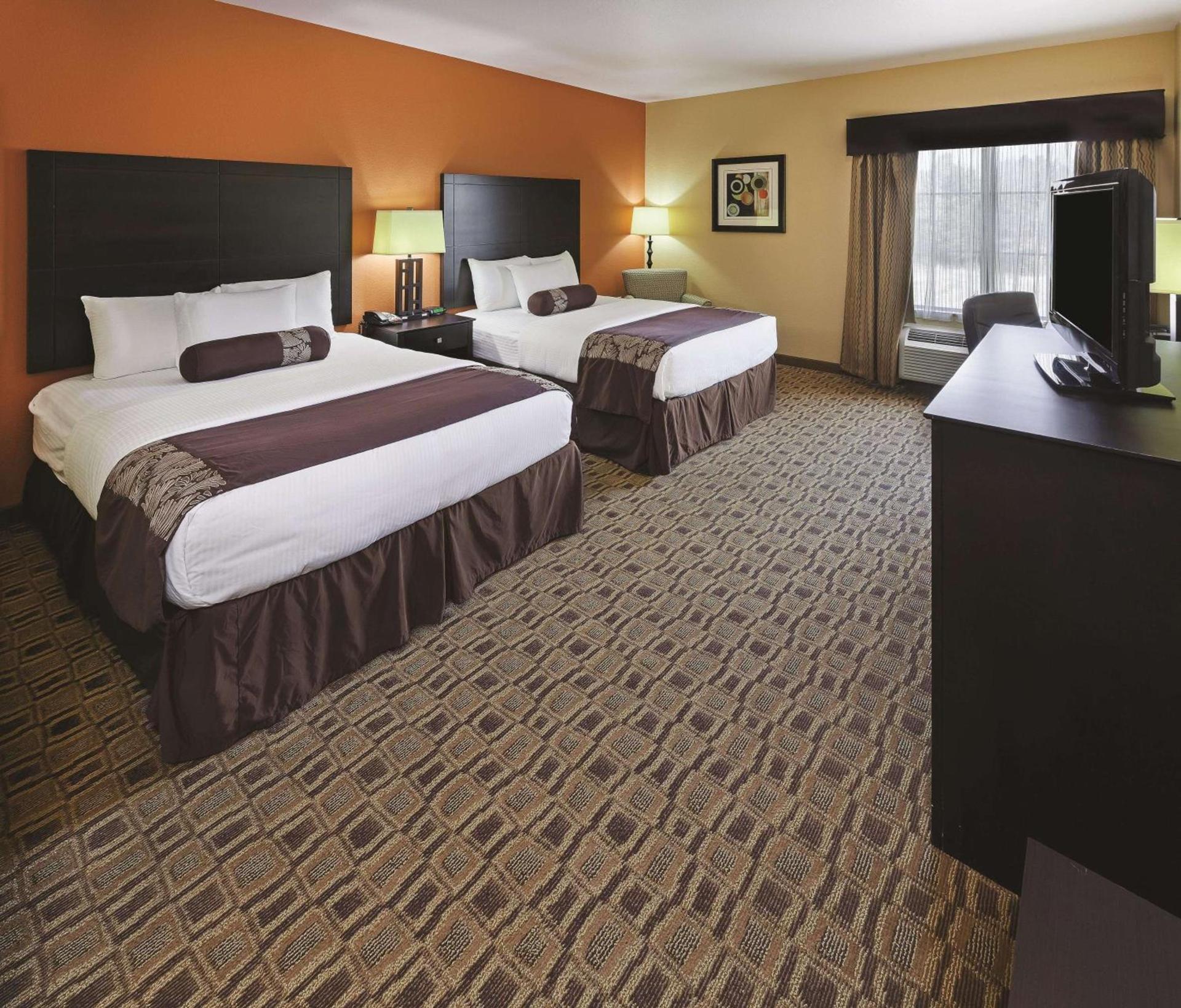 La Quinta by Wyndham Searcy photo 6