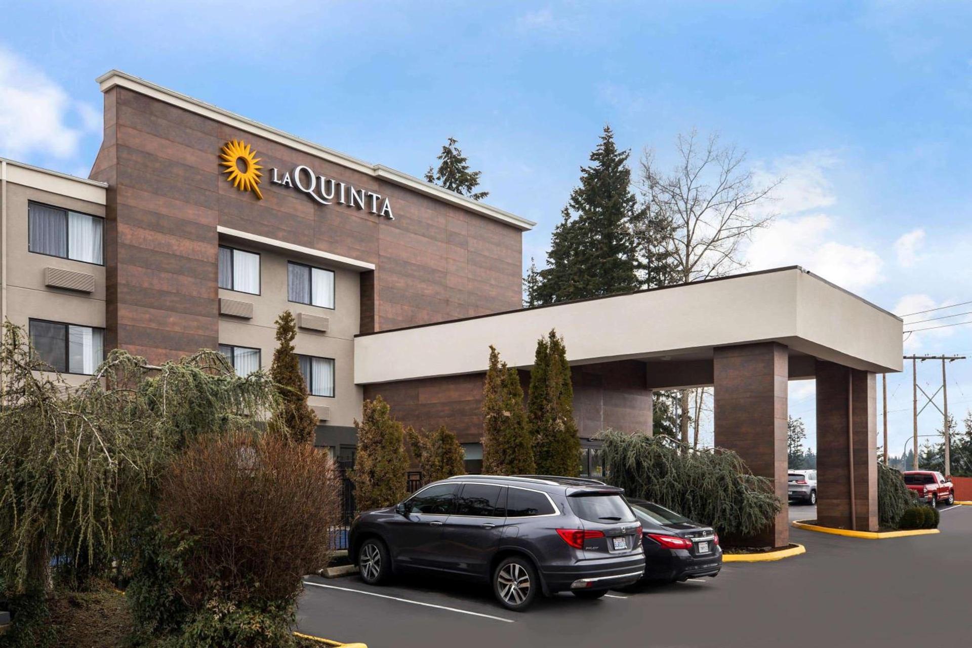 La Quinta Inn by Wyndham Everett photo 3