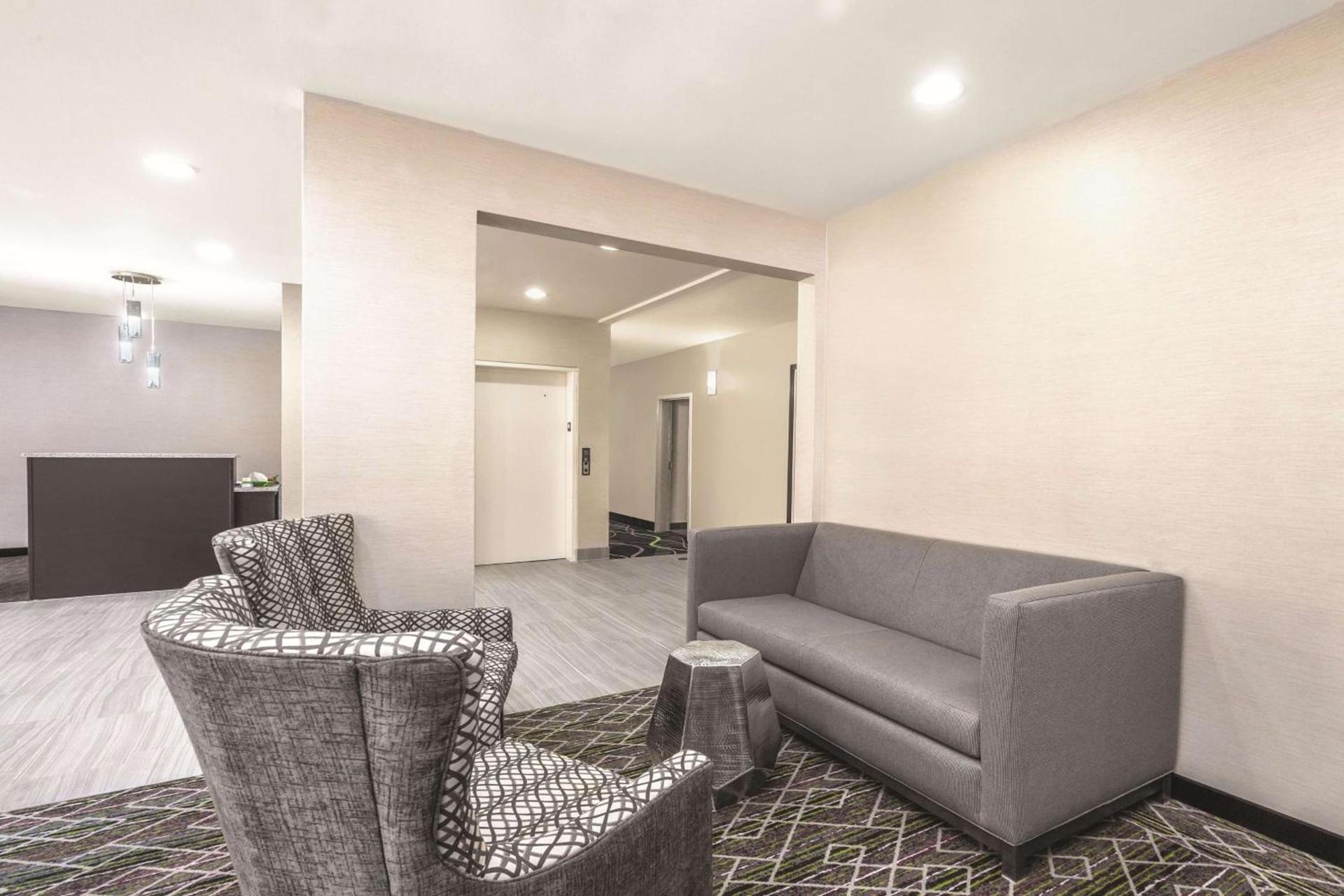 La Quinta by Wyndham Rome photo 5