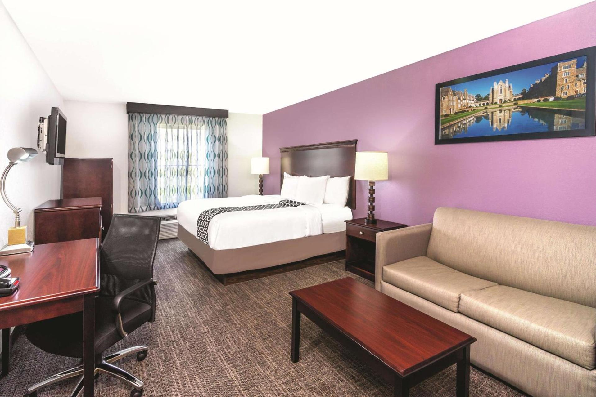 La Quinta by Wyndham Rome photo 17