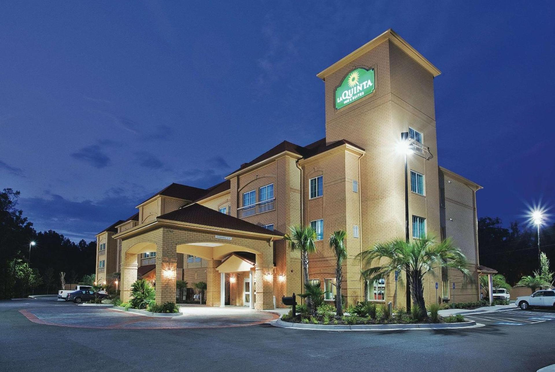 La Quinta by Wyndham Hinesville - Fort Stewart photo 42