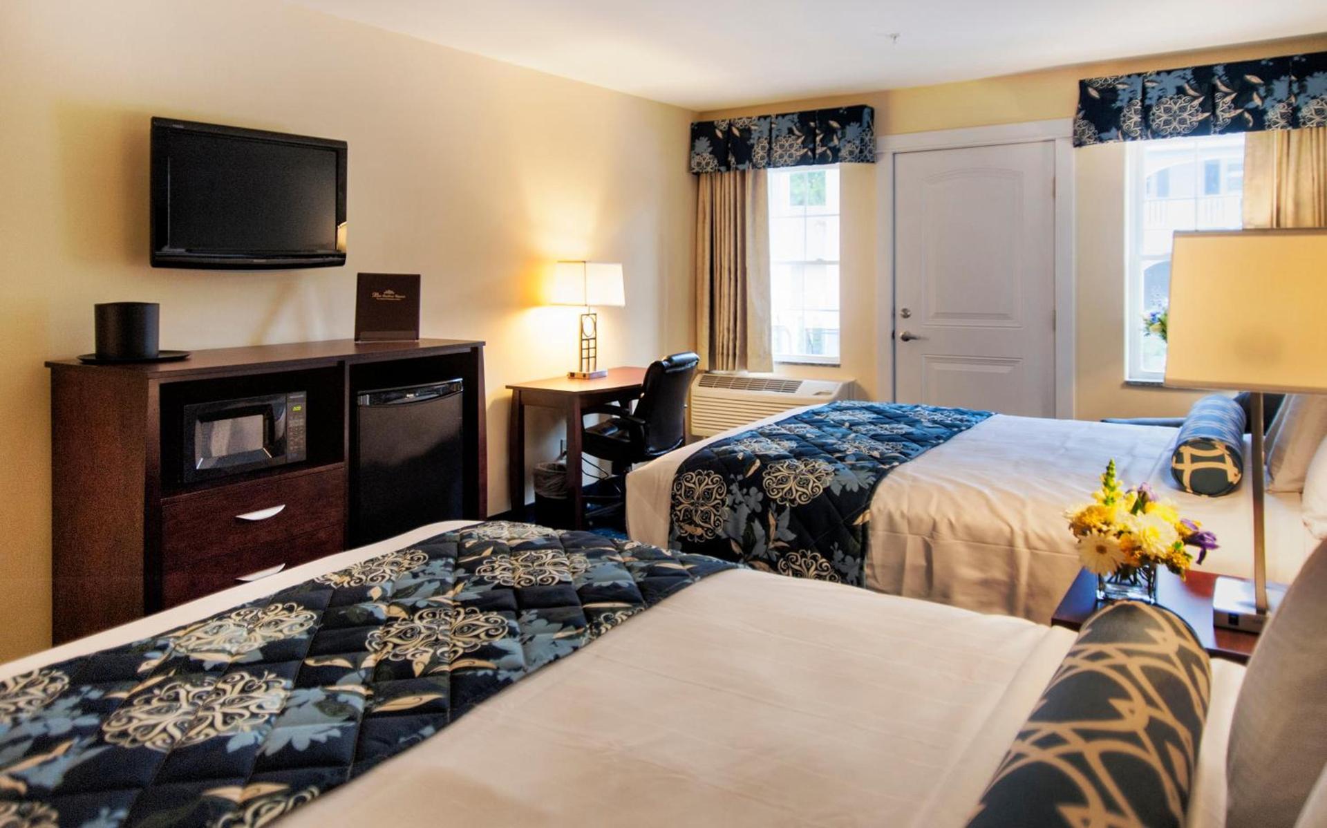 Bar Harbor Manor photo 10