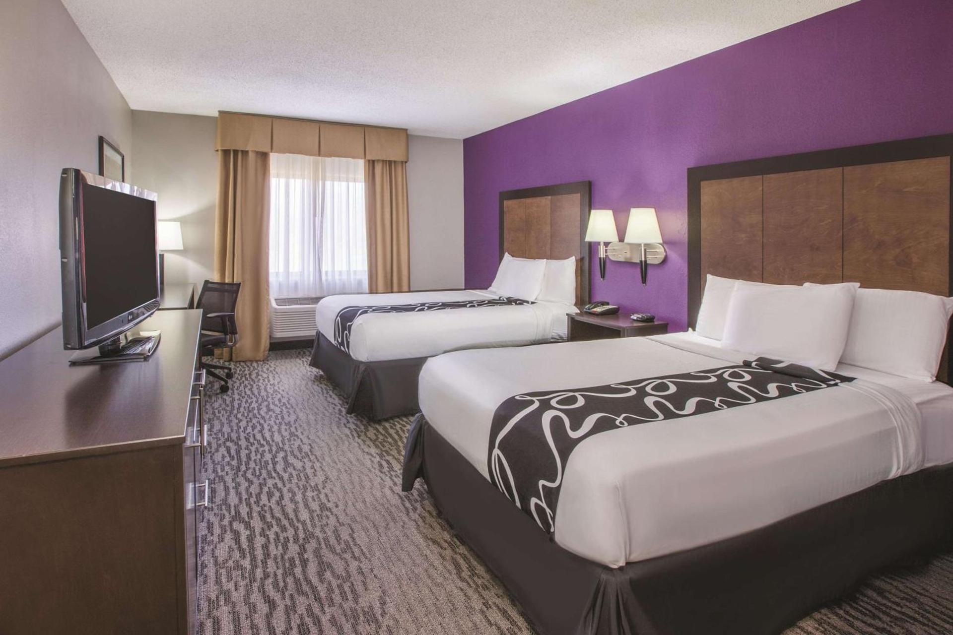 La Quinta by Wyndham Erie photo 17