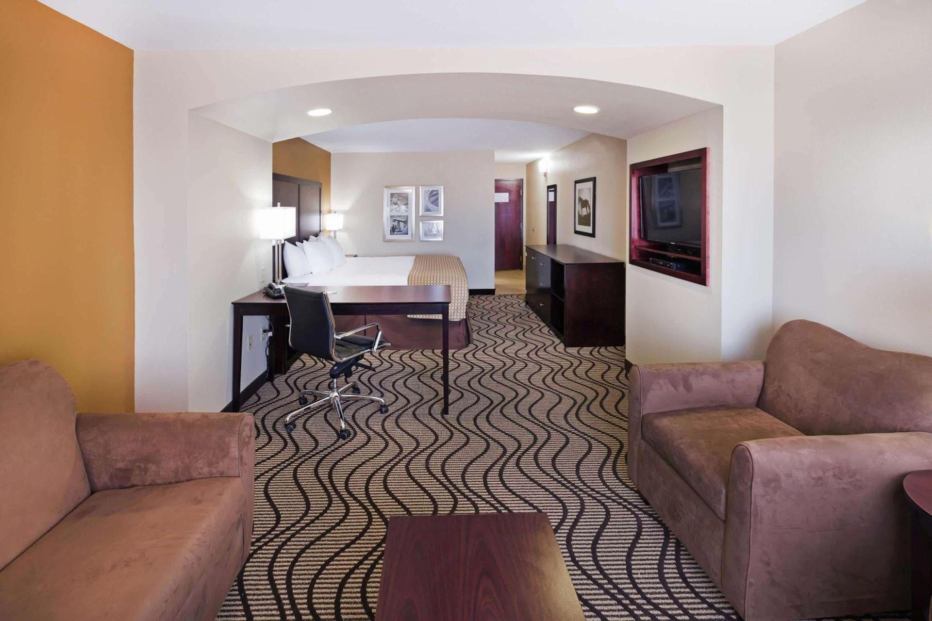 La Quinta by Wyndham Floresville photo 44