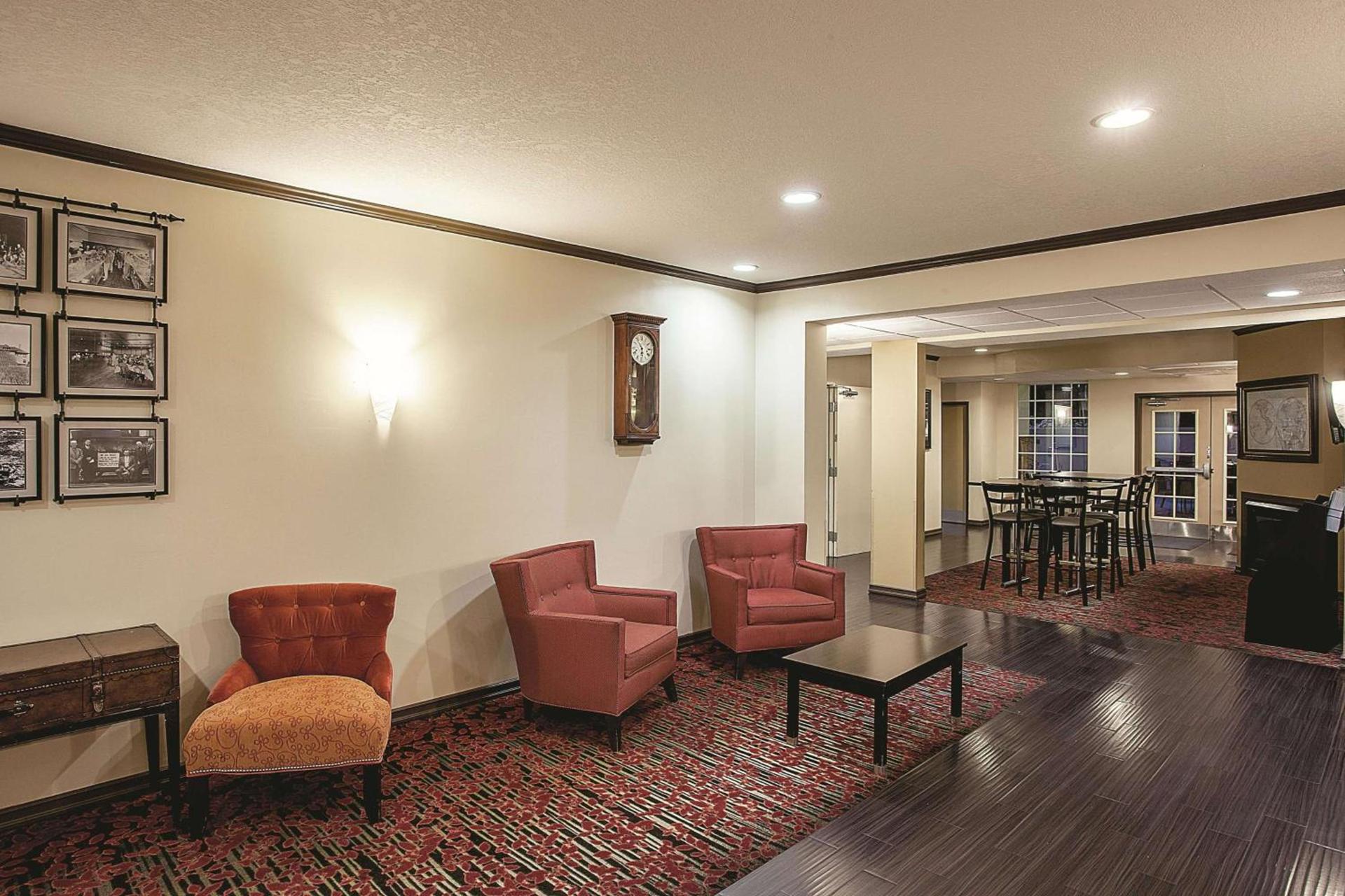 La Quinta by Wyndham Davis photo 27