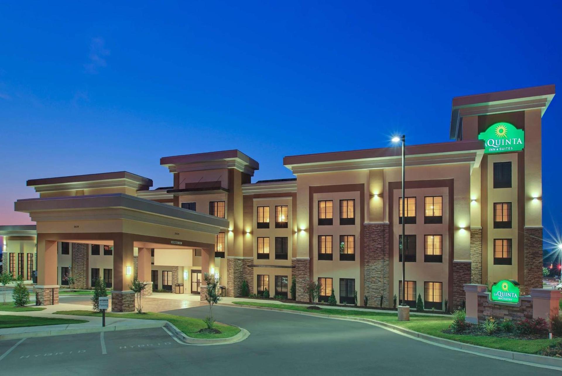 La Quinta by Wyndham Memphis Wolfchase photo 1