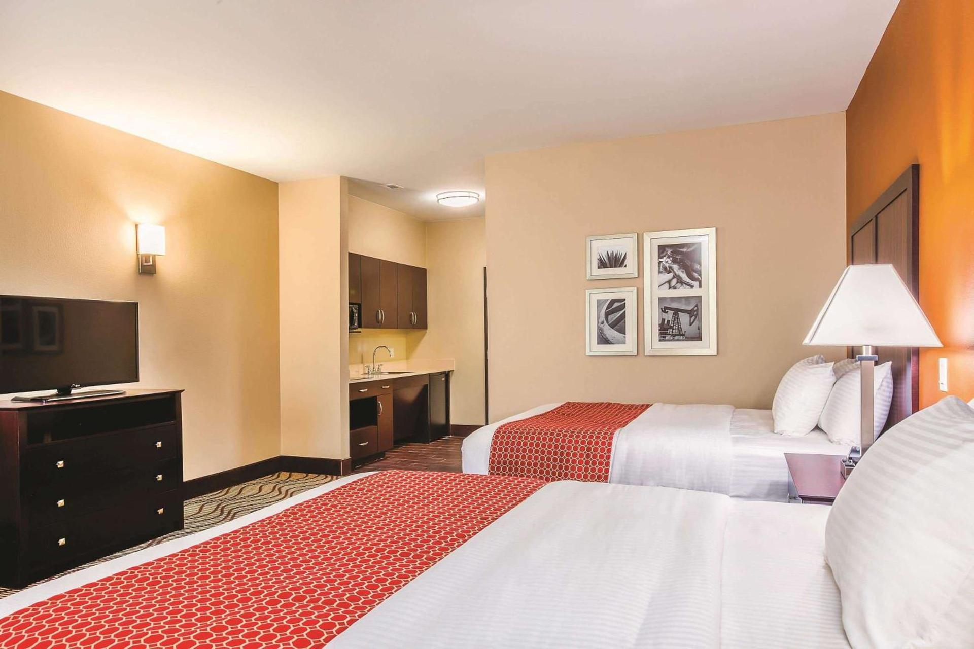 La Quinta by Wyndham Cotulla photo 23