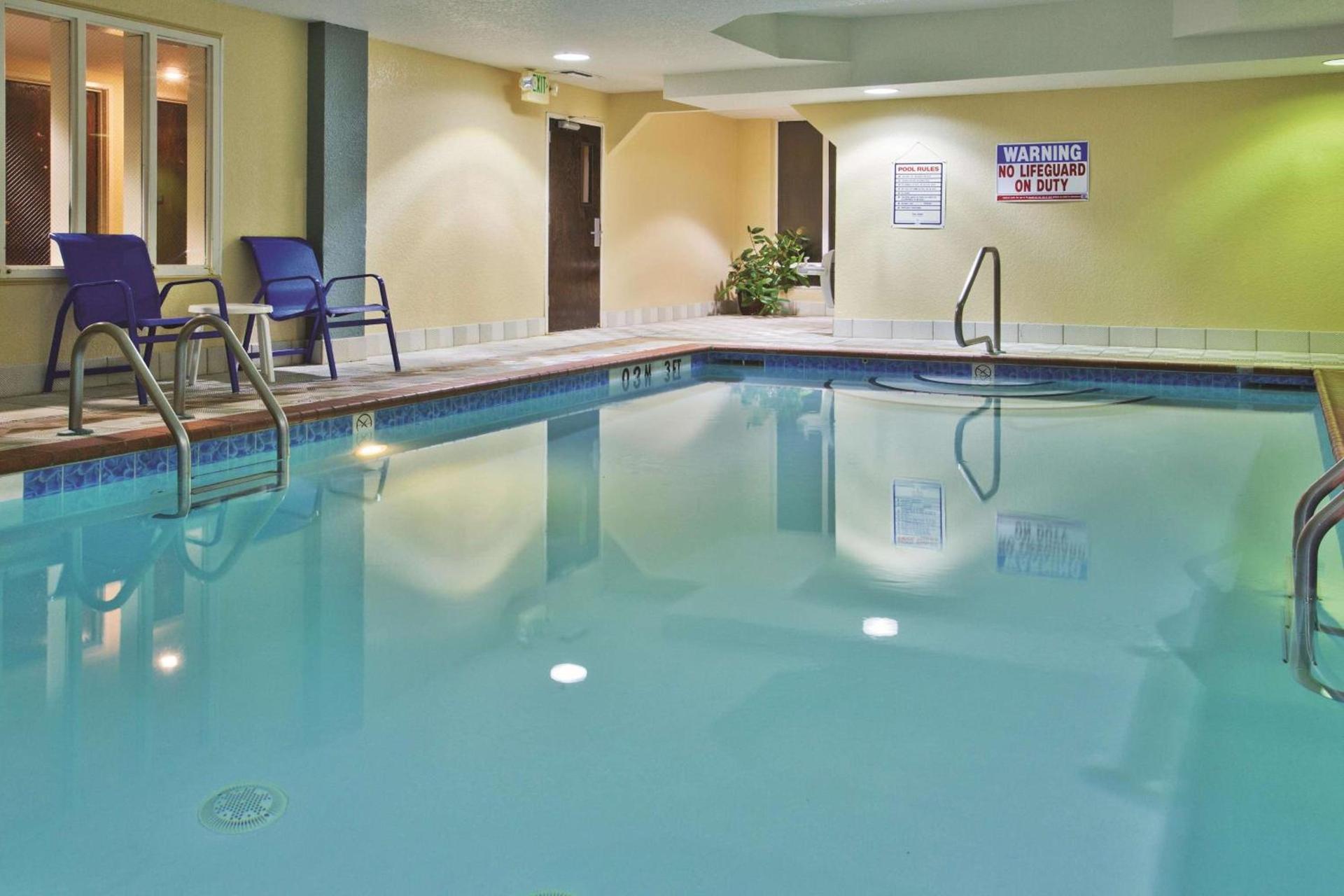 La Quinta by Wyndham Hot Springs photo 10
