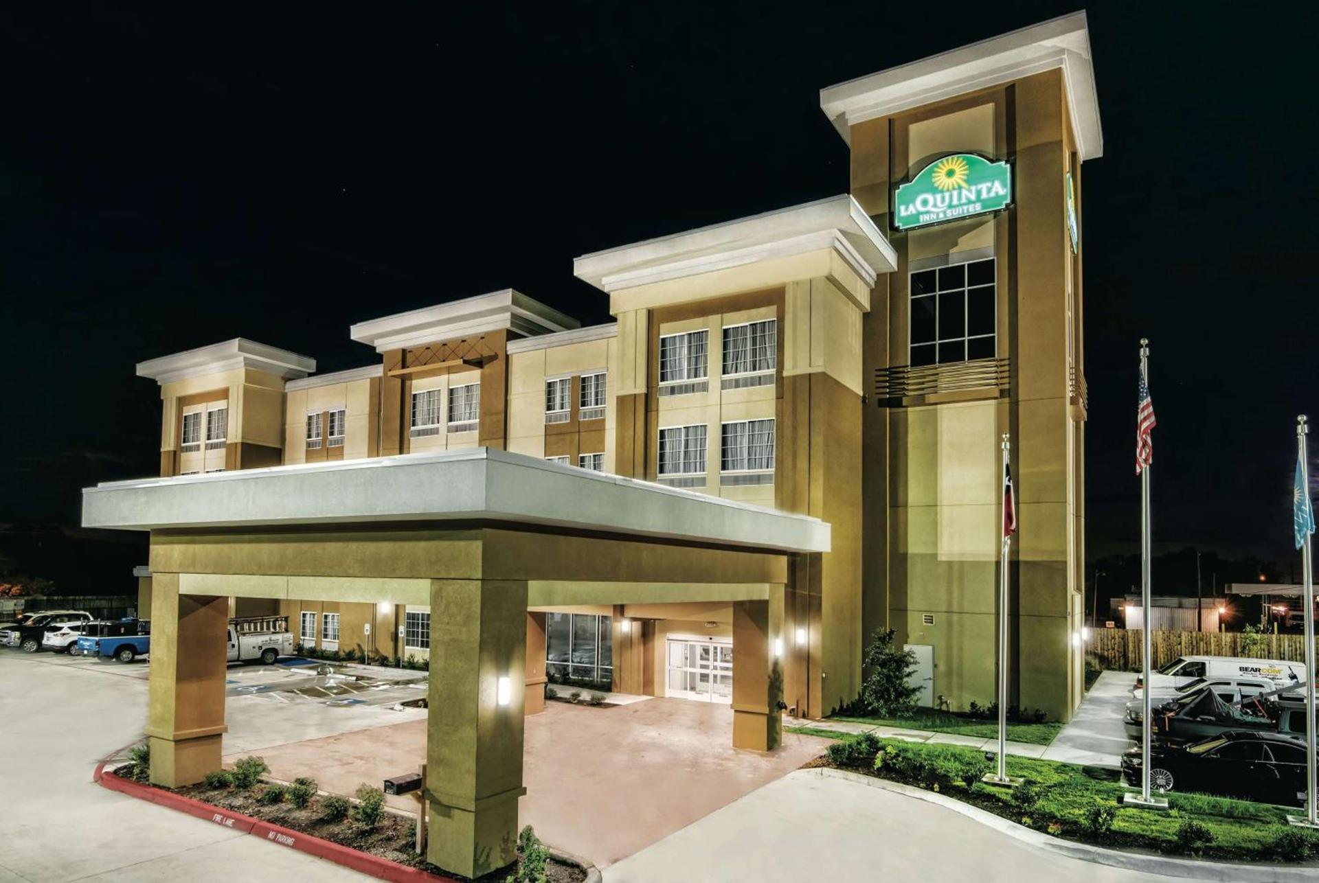 La Quinta by Wyndham Victoria - South — hotel in Victoria