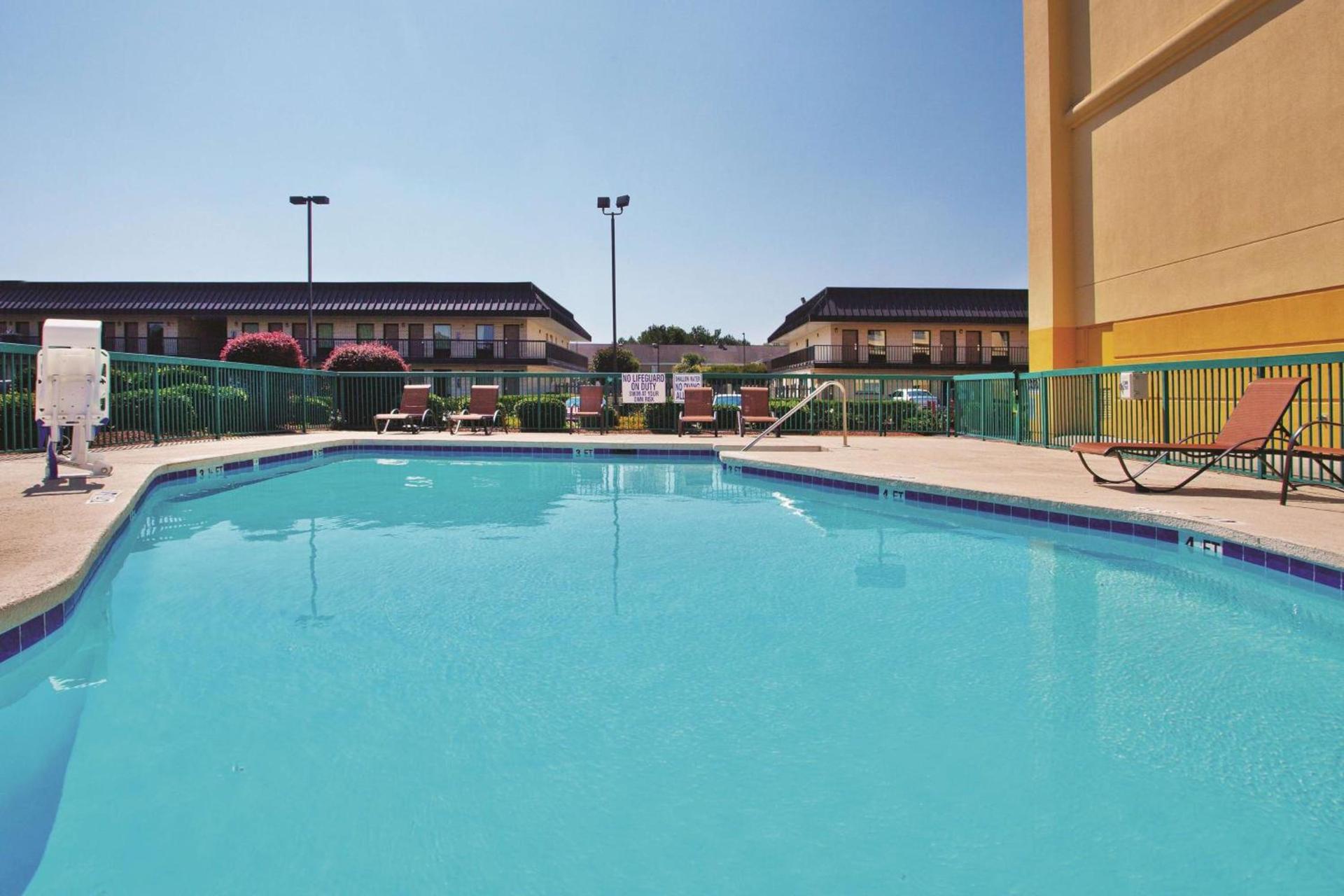 La Quinta by Wyndham Florence photo 80