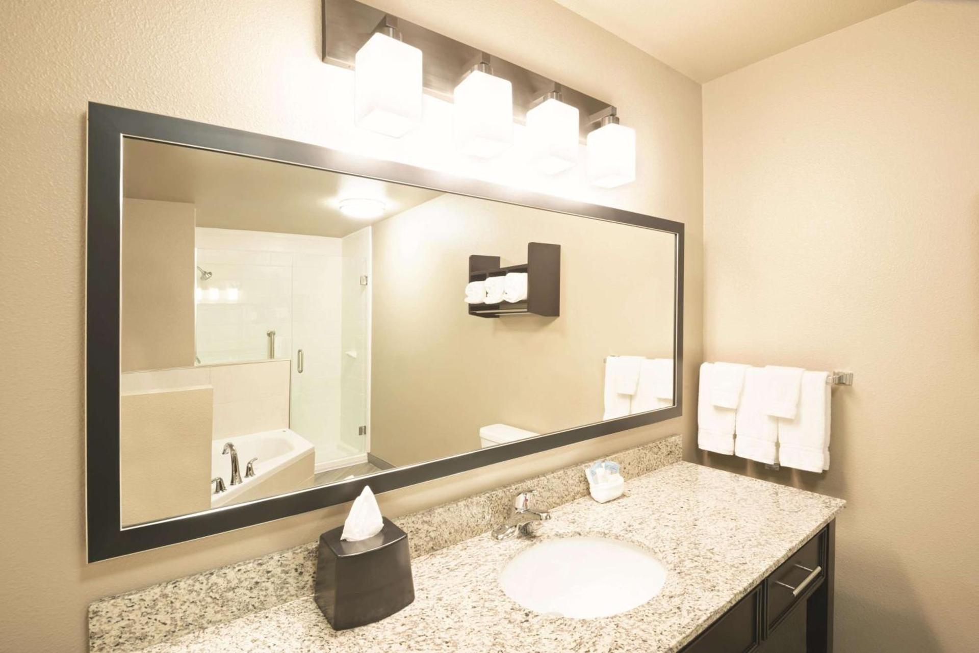 La Quinta by Wyndham Billings photo 32