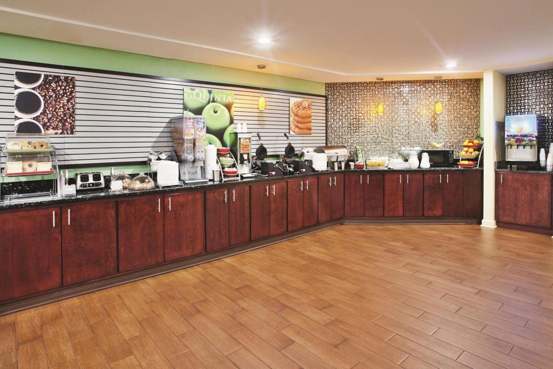 La Quinta by Wyndham Florence photo 67