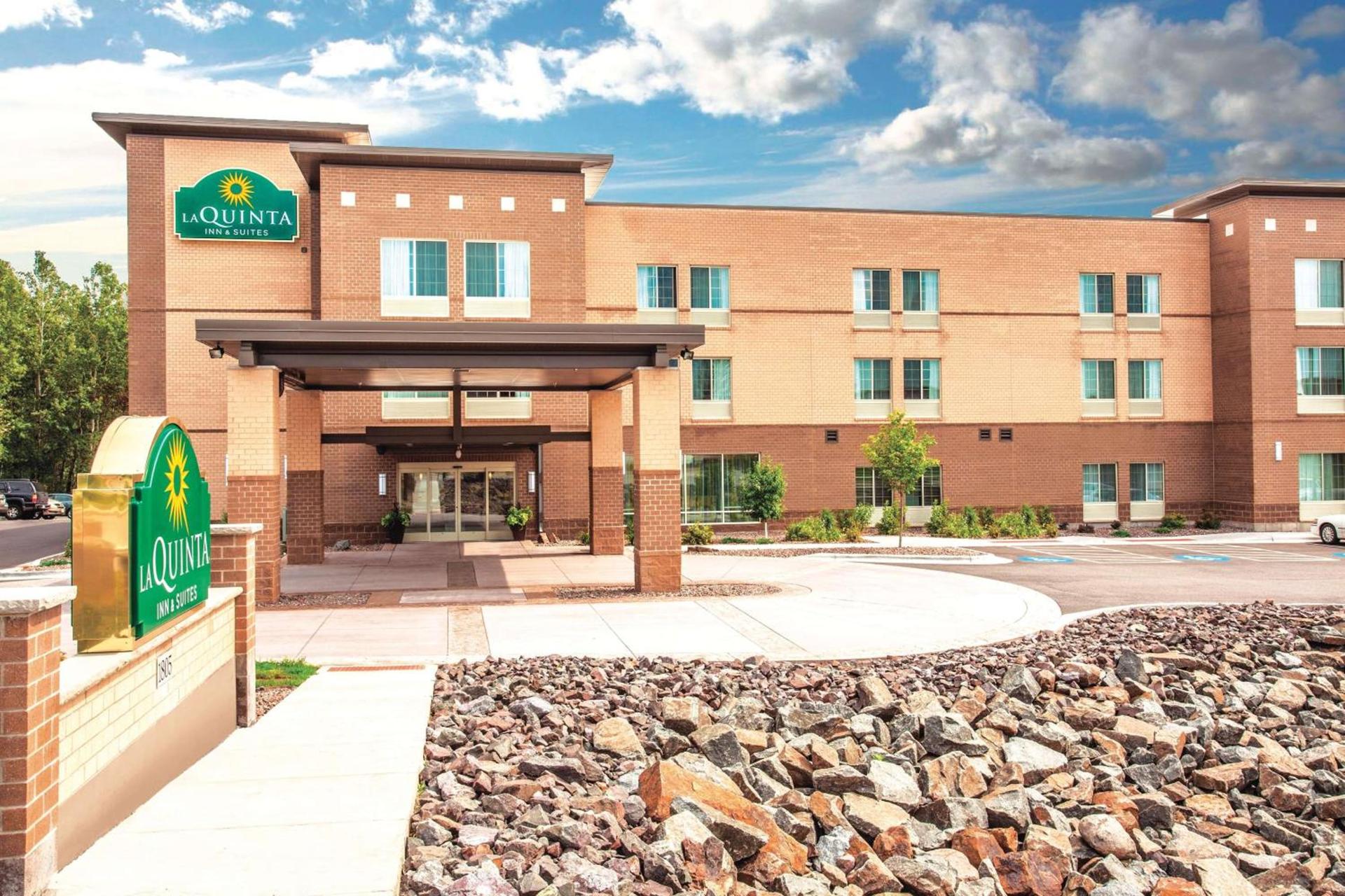 La Quinta by Wyndham Duluth photo 19