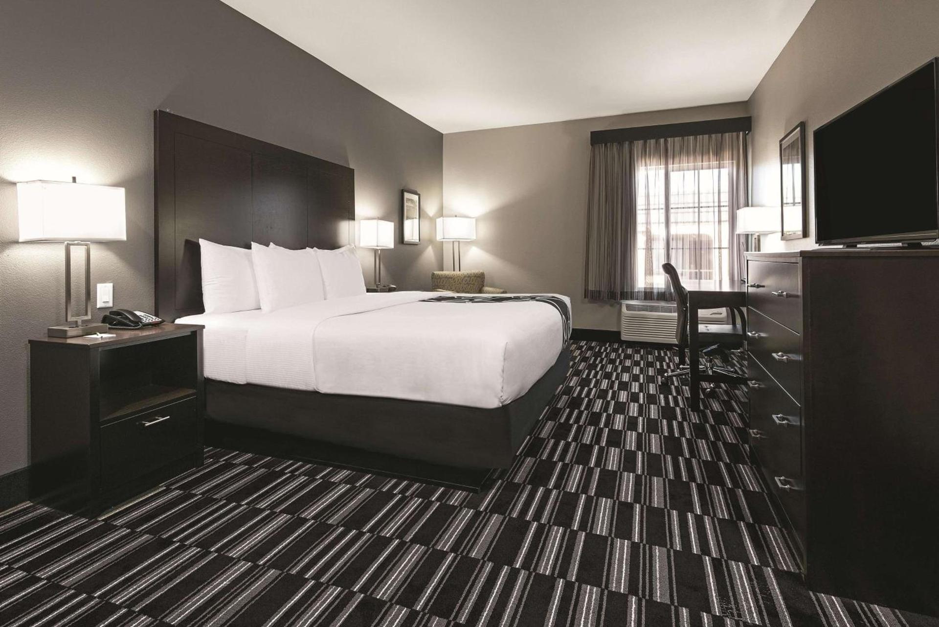La Quinta by Wyndham Fort Worth West - I-30 photo 7