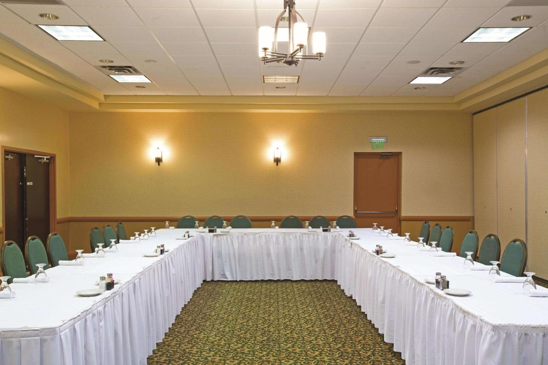 DoubleTree by Hilton Salisbury photo 28