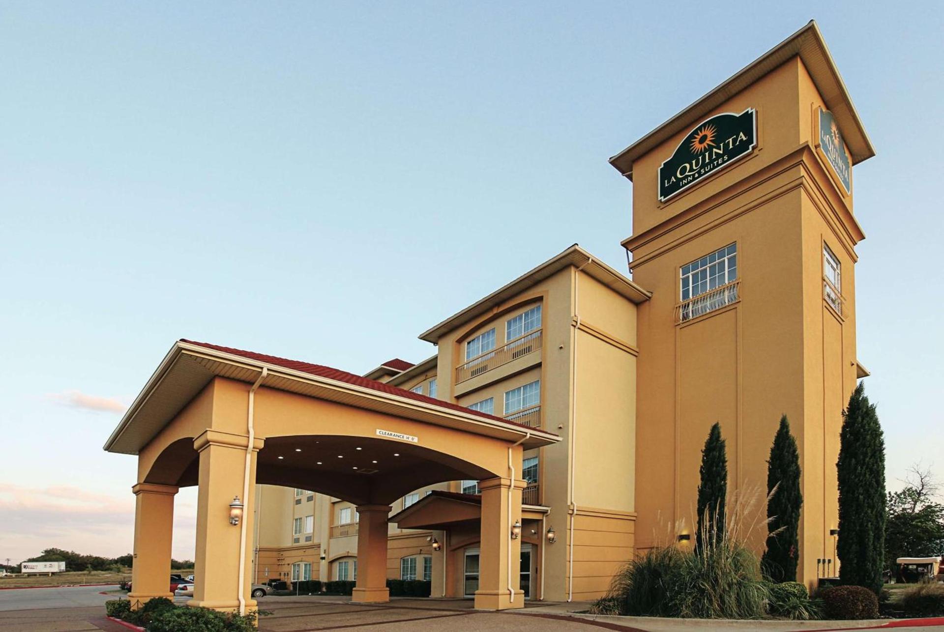 La Quinta Inn & Suites by Wyndham South Dallas - Hutchins photo 8
