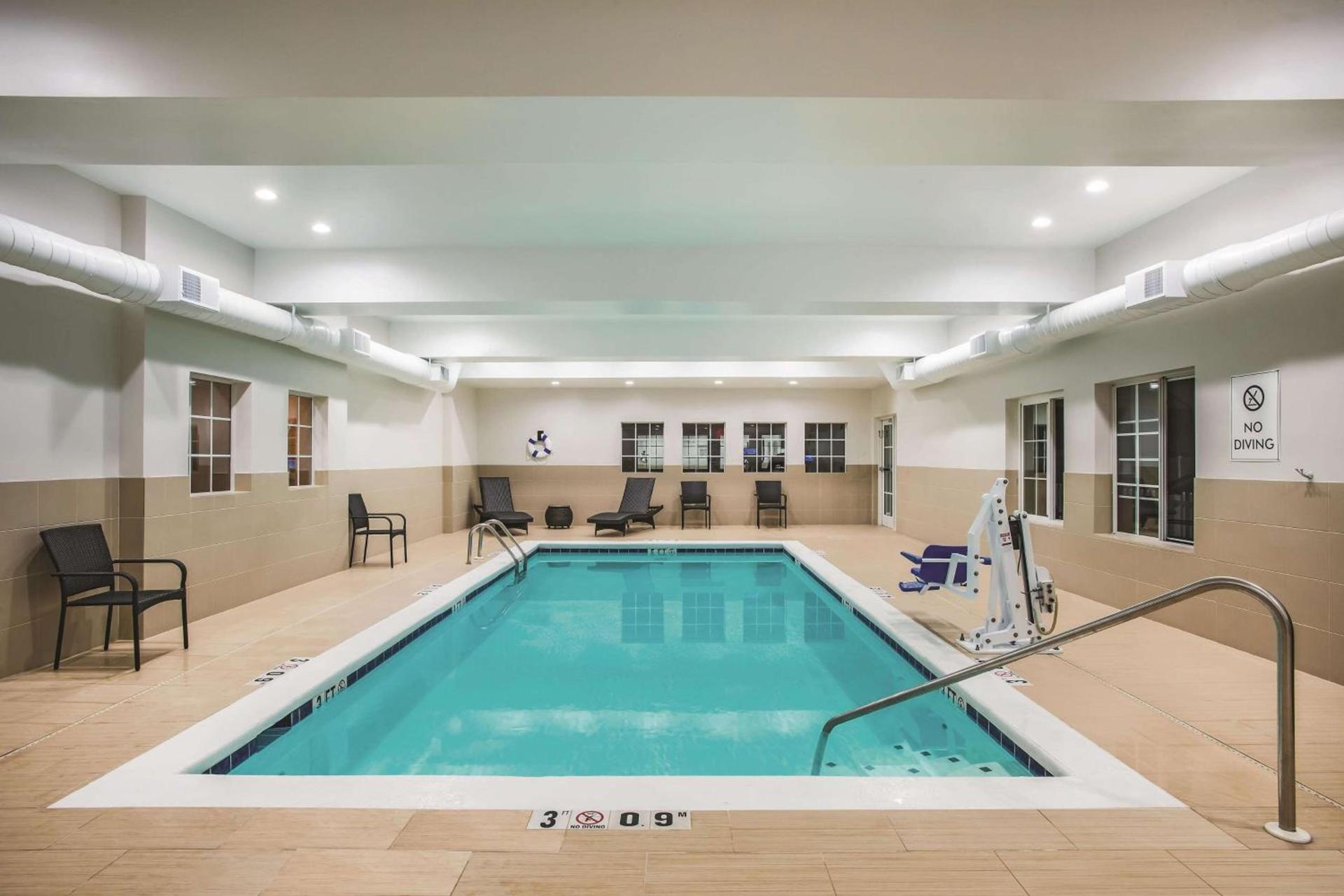 La Quinta by Wyndham Chambersburg photo 6
