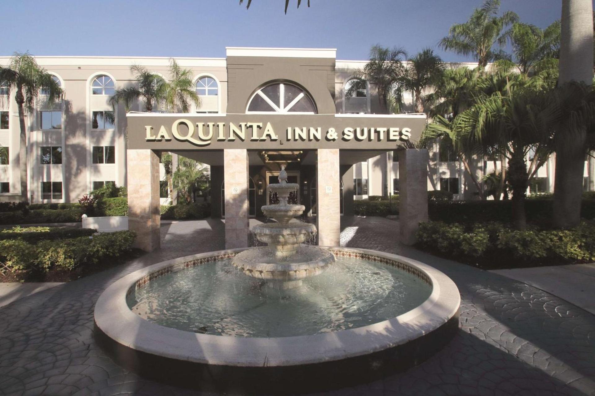 La Quinta by Wyndham Coral Springs South photo 22
