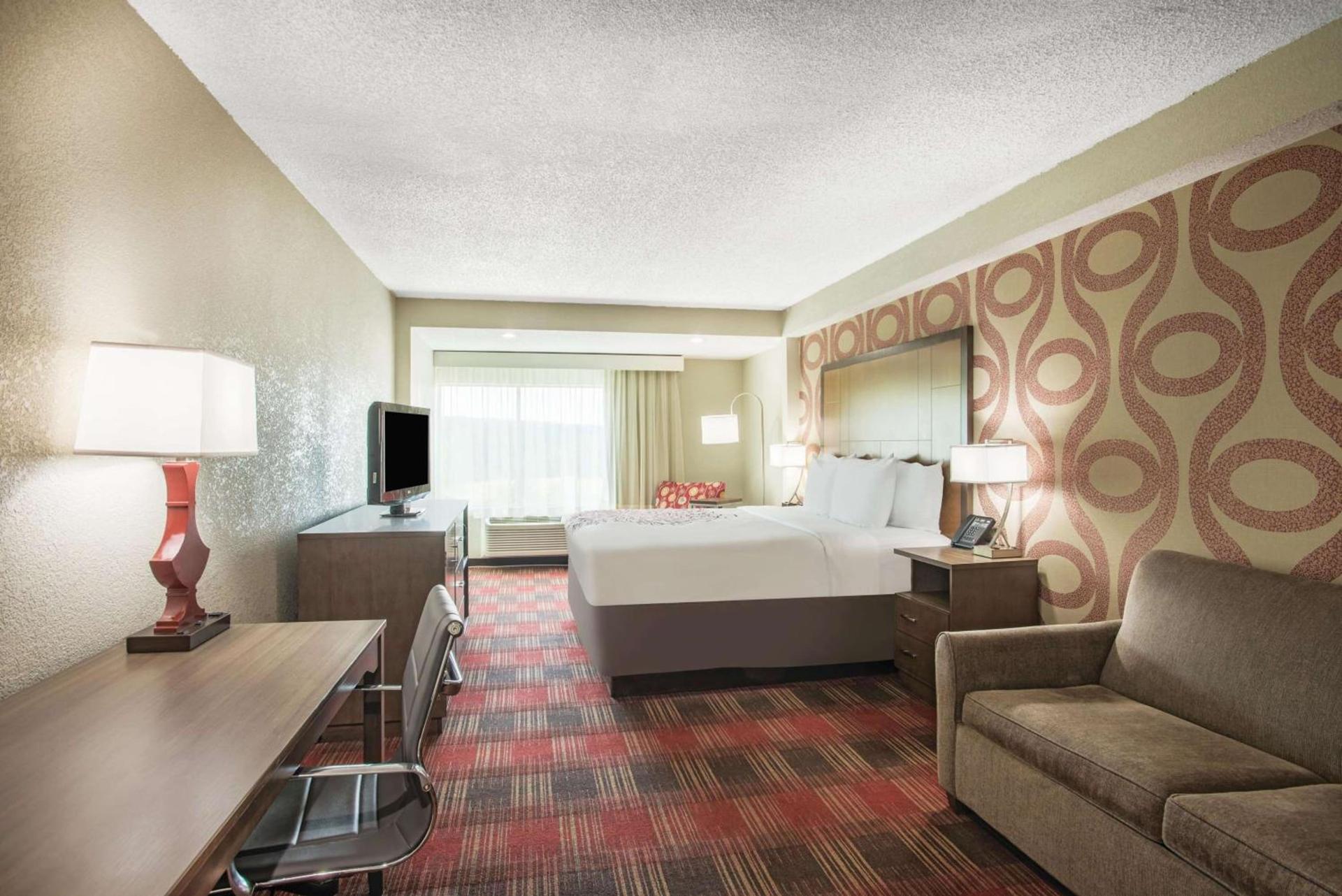 La Quinta Inn & Suites by Wyndham DC Metro Capital Beltway photo 28