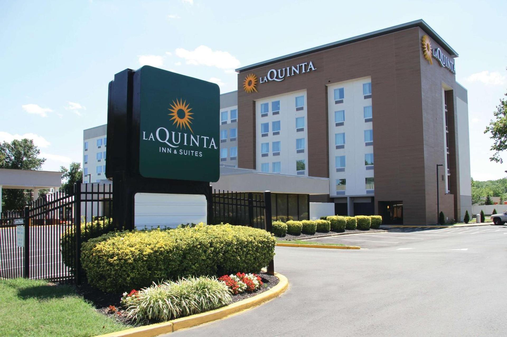 La Quinta Inn & Suites by Wyndham DC Metro Capital Beltway — hotel in Capitol Heights