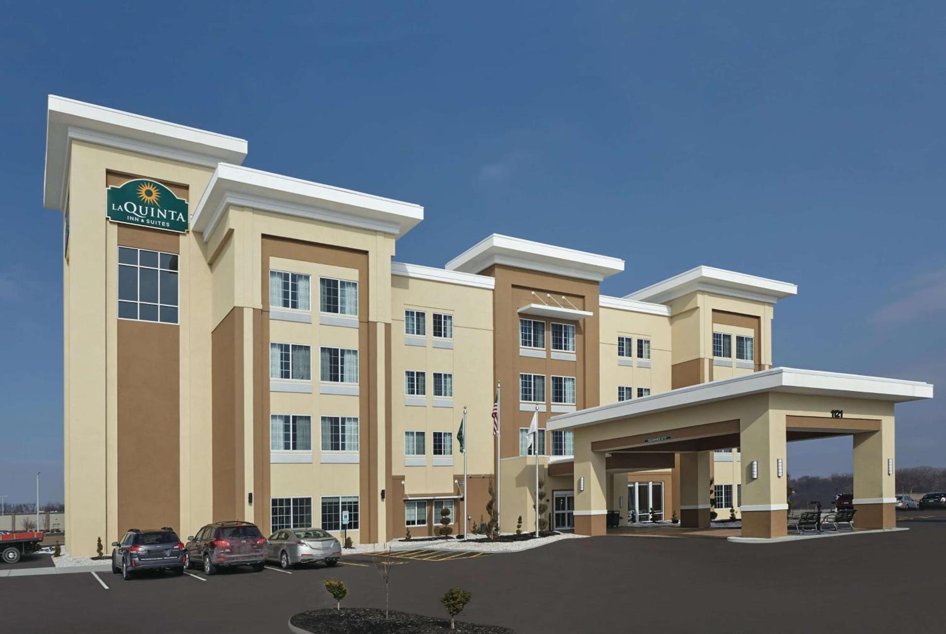 La Quinta by Wyndham Springfield IL photo 2