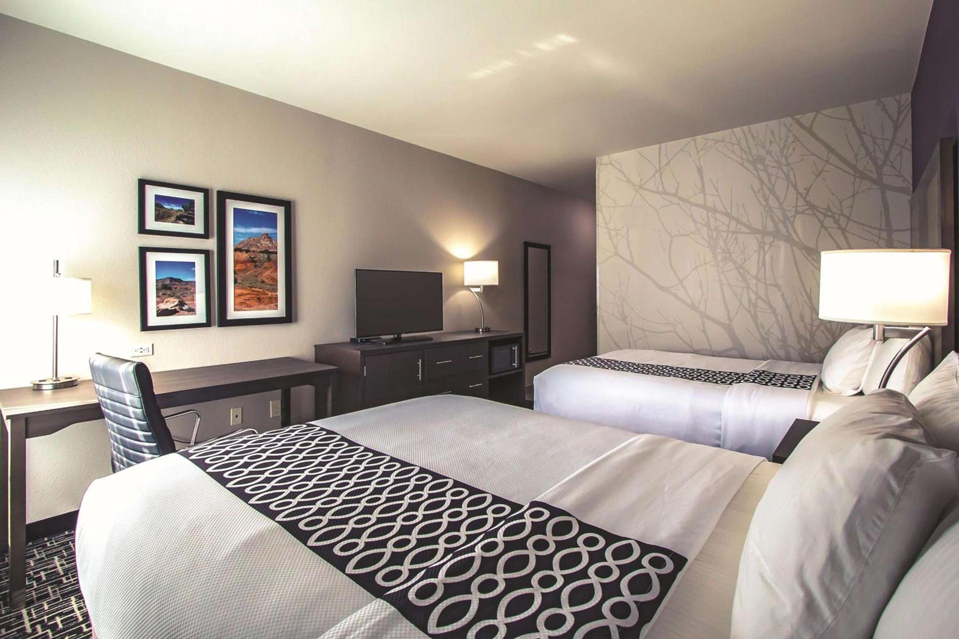 La Quinta by Wyndham Pampa photo 66