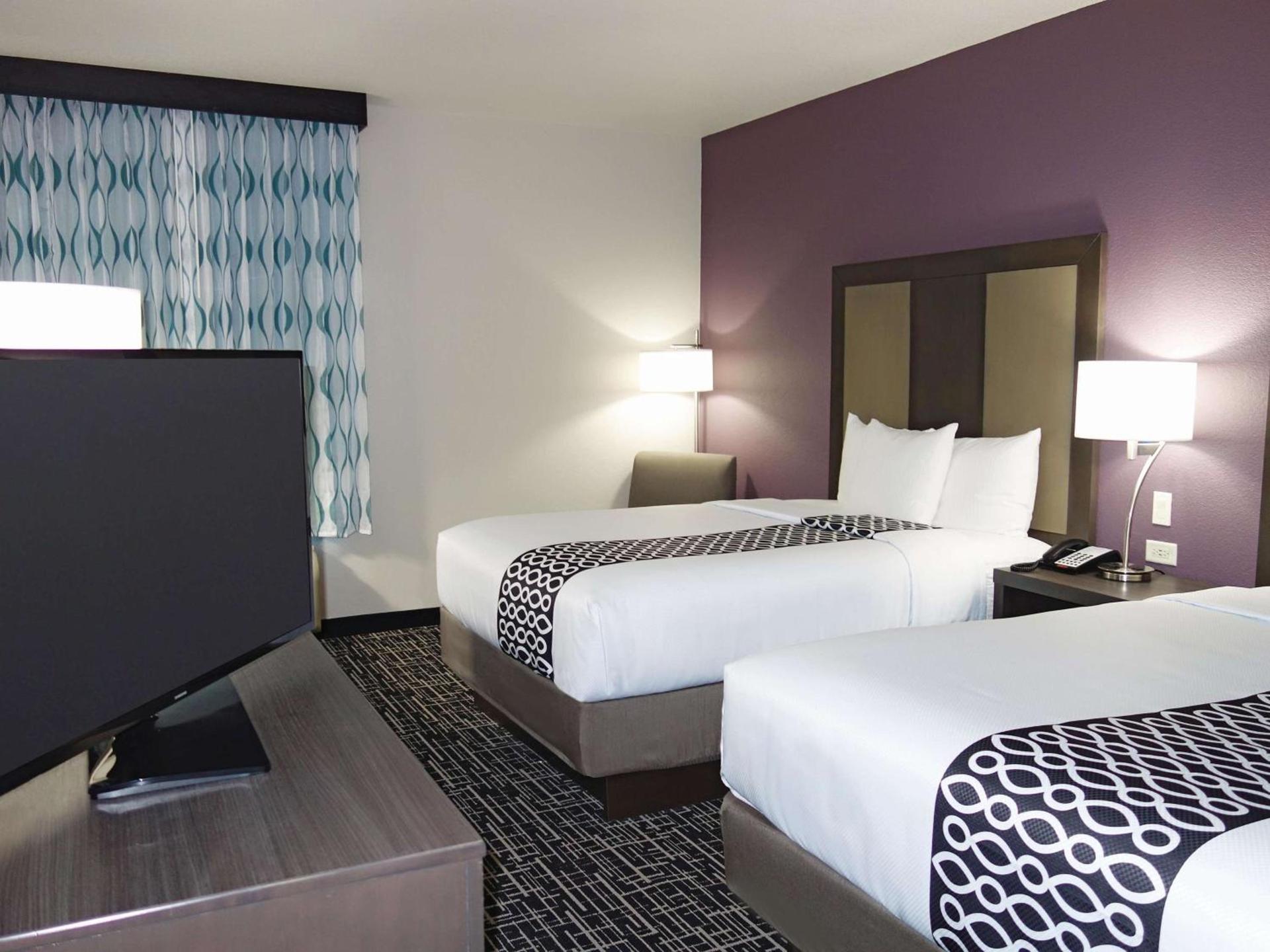 La Quinta by Wyndham Pampa photo 64