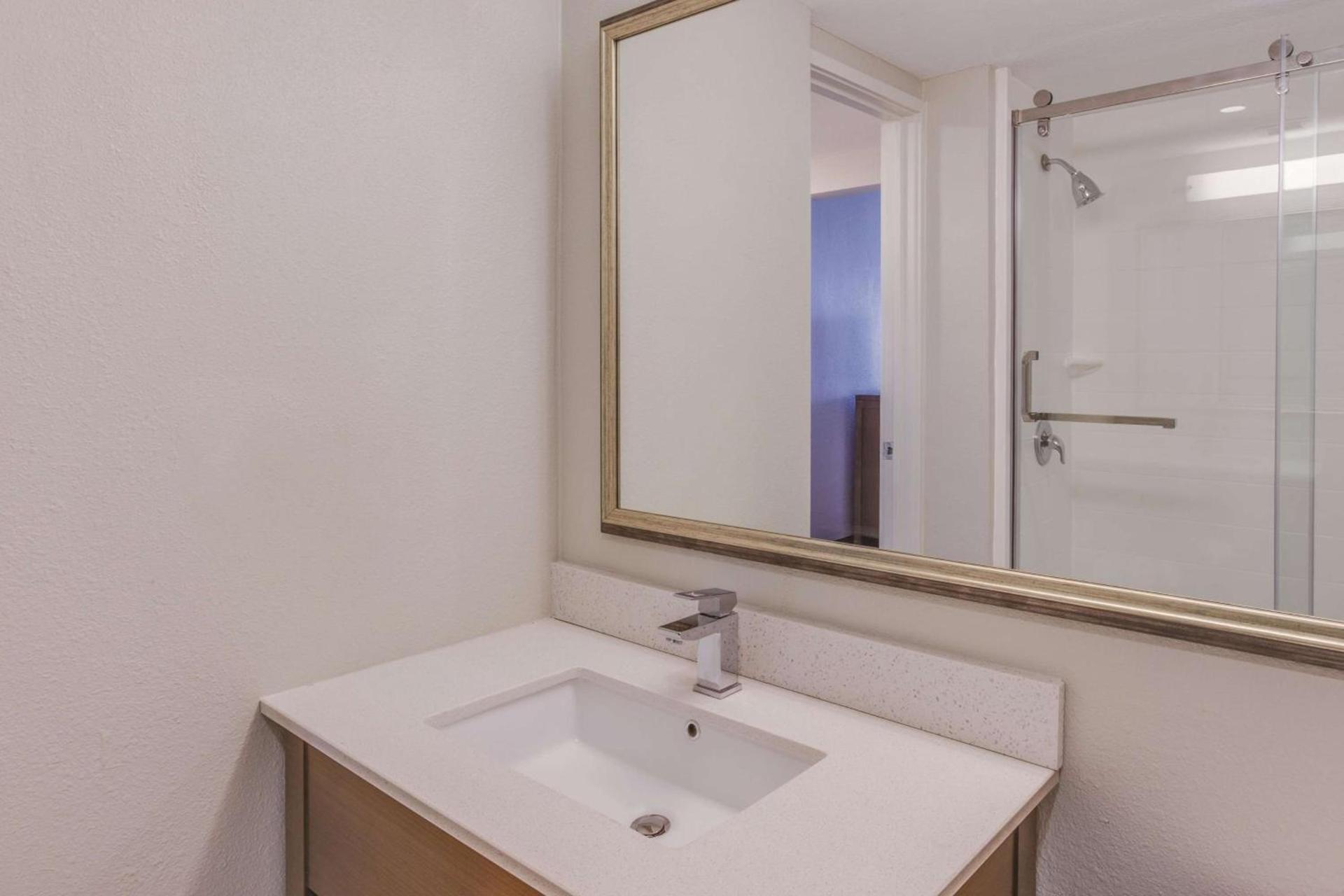 La Quinta by Wyndham Philadelphia Airport photo 8