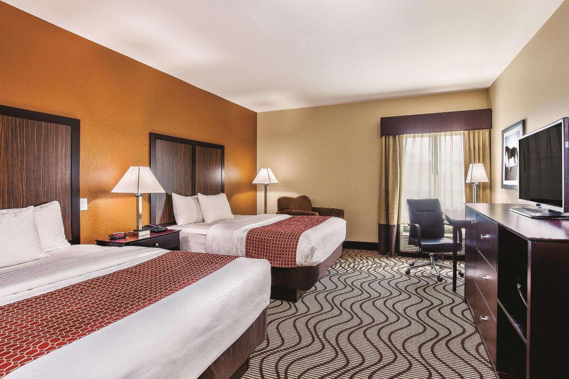 La Quinta by Wyndham Cotulla photo 9