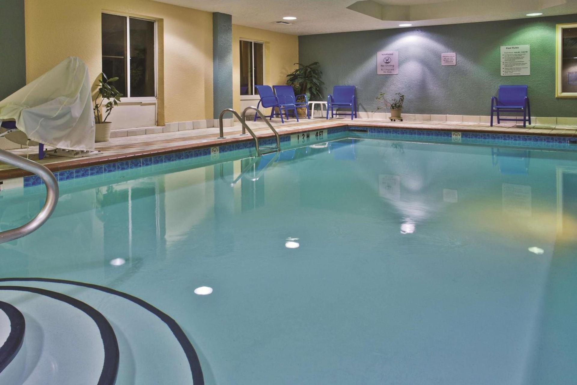 La Quinta by Wyndham Hot Springs photo 11