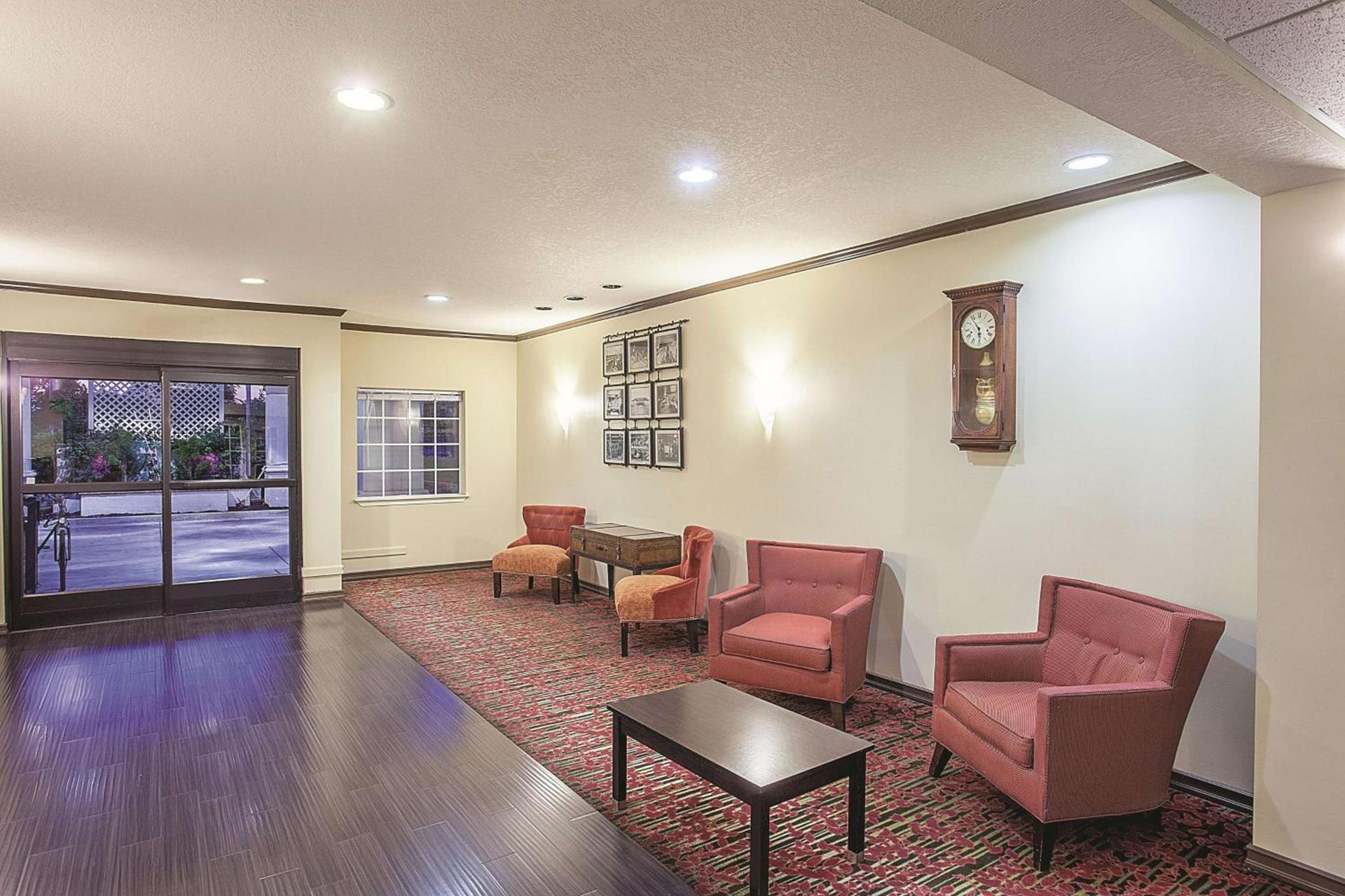 La Quinta by Wyndham Davis photo 18