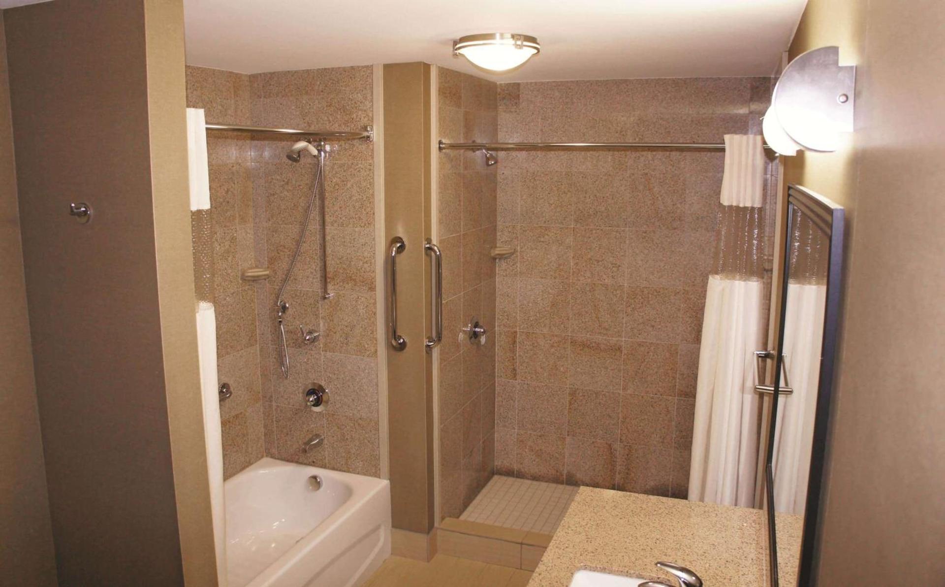 La Quinta by Wyndham Bellingham photo 41