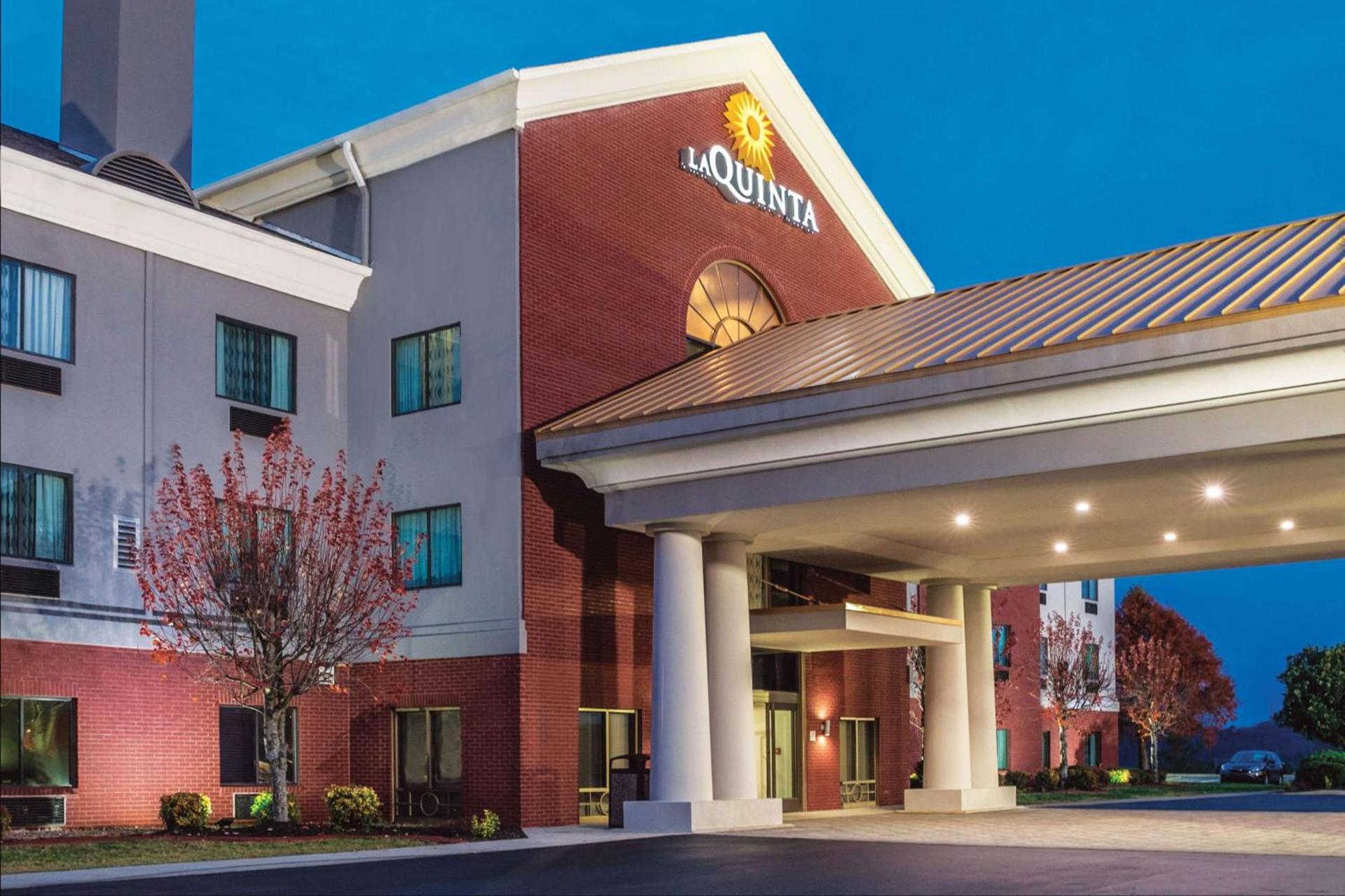 La Quinta by Wyndham Loudon photo 18