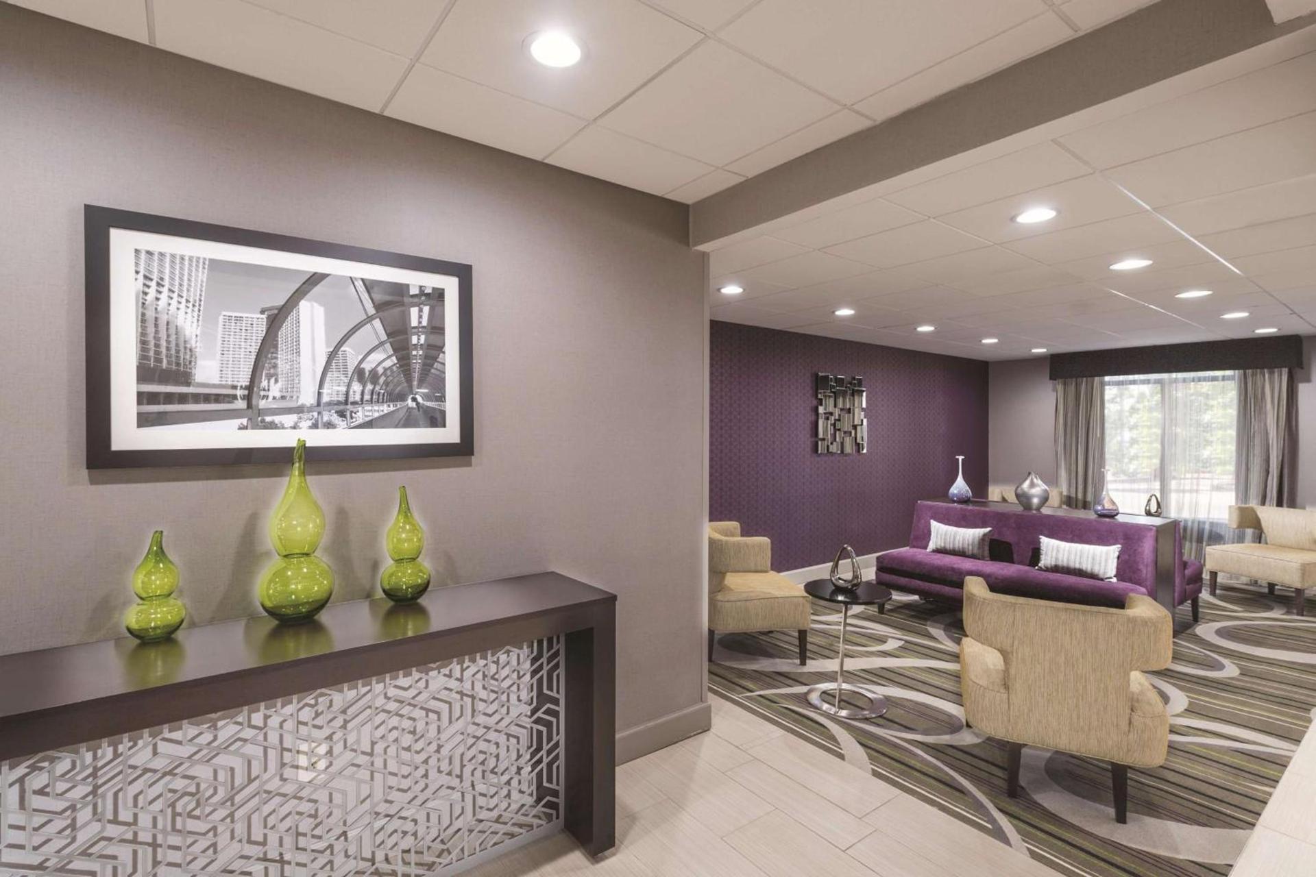 La Quinta by Wyndham Kennesaw photo 60