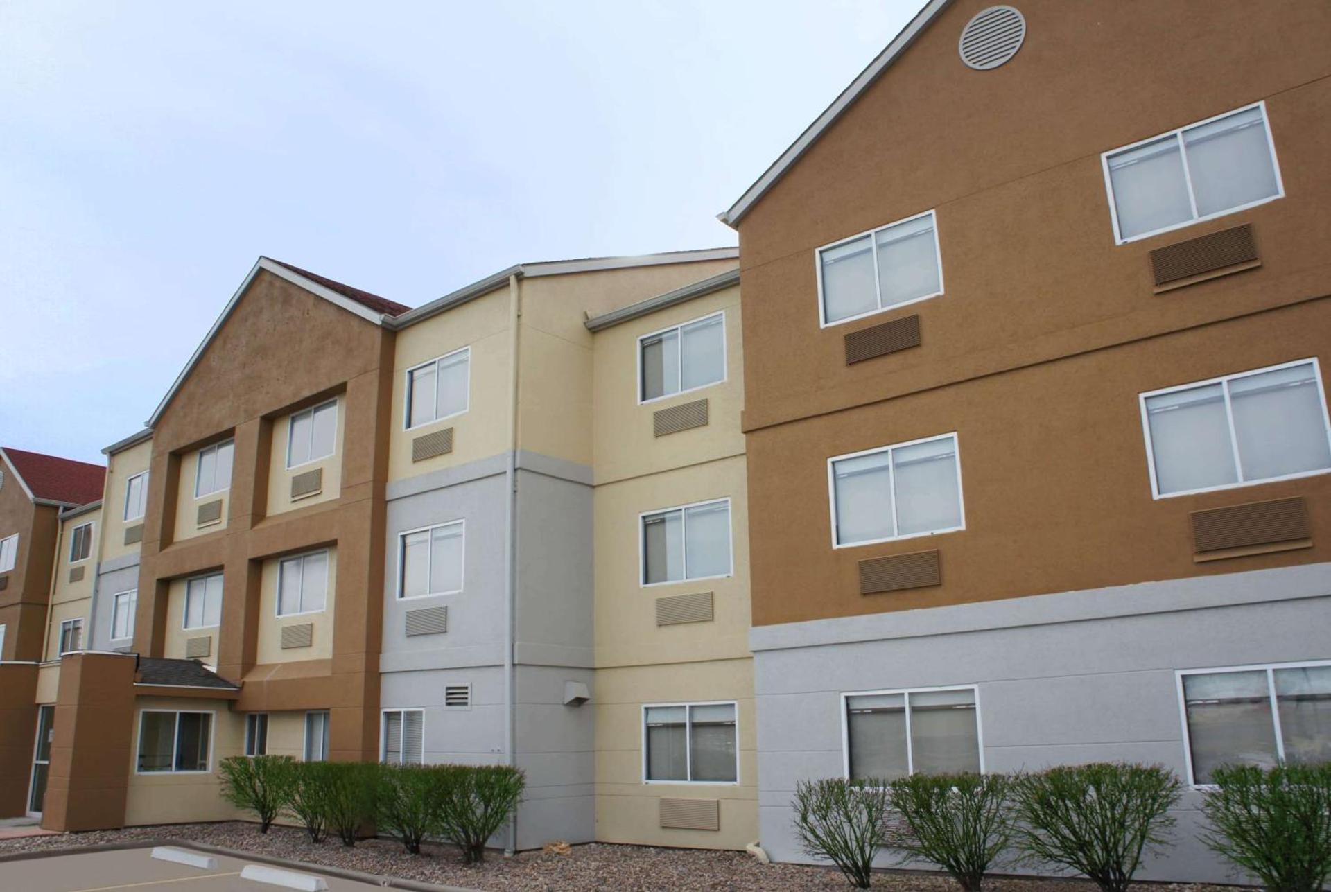 La Quinta by Wyndham Emporia — hotel in Emporia