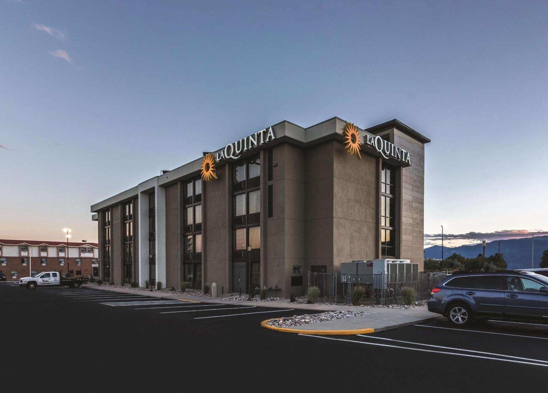 La Quinta by Wyndham Colorado Springs North photo 33