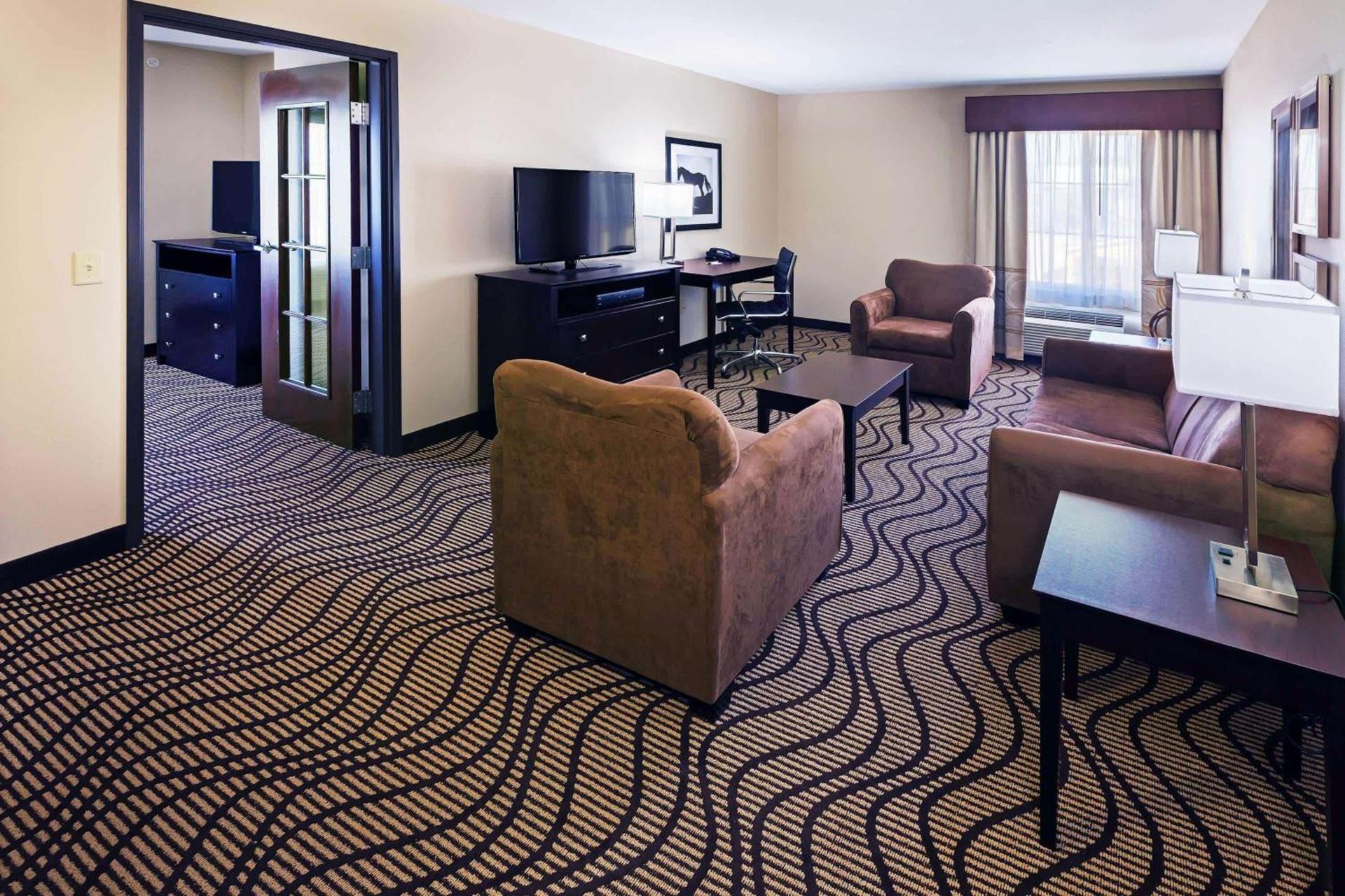 La Quinta by Wyndham Floresville photo 33